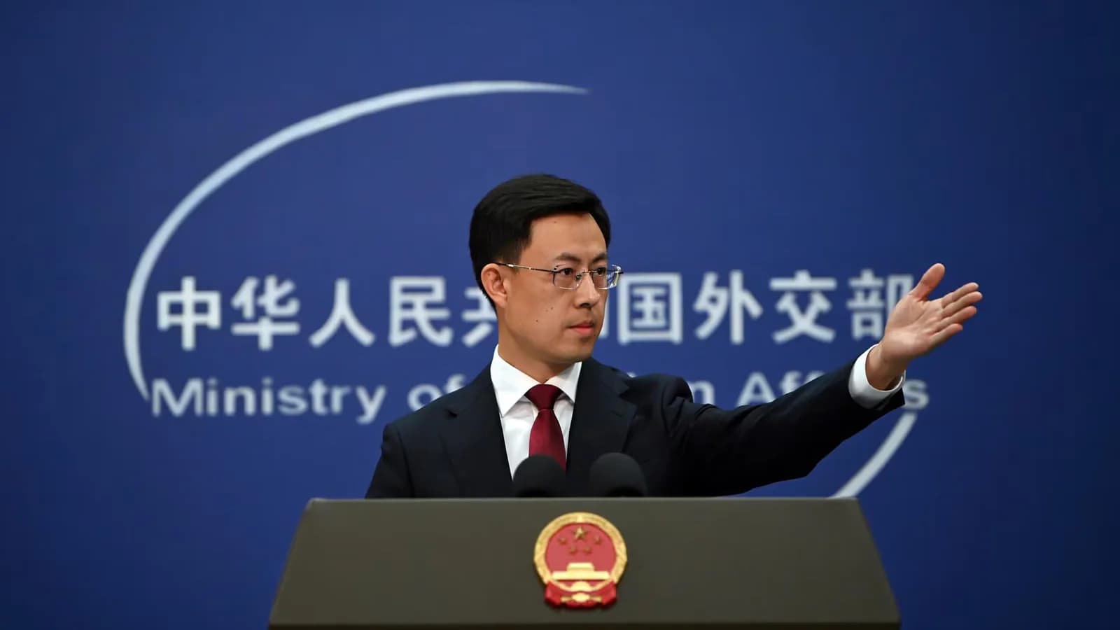 China cuestiona una ley de EE.UU. para sancionar a compradores de energía rusa