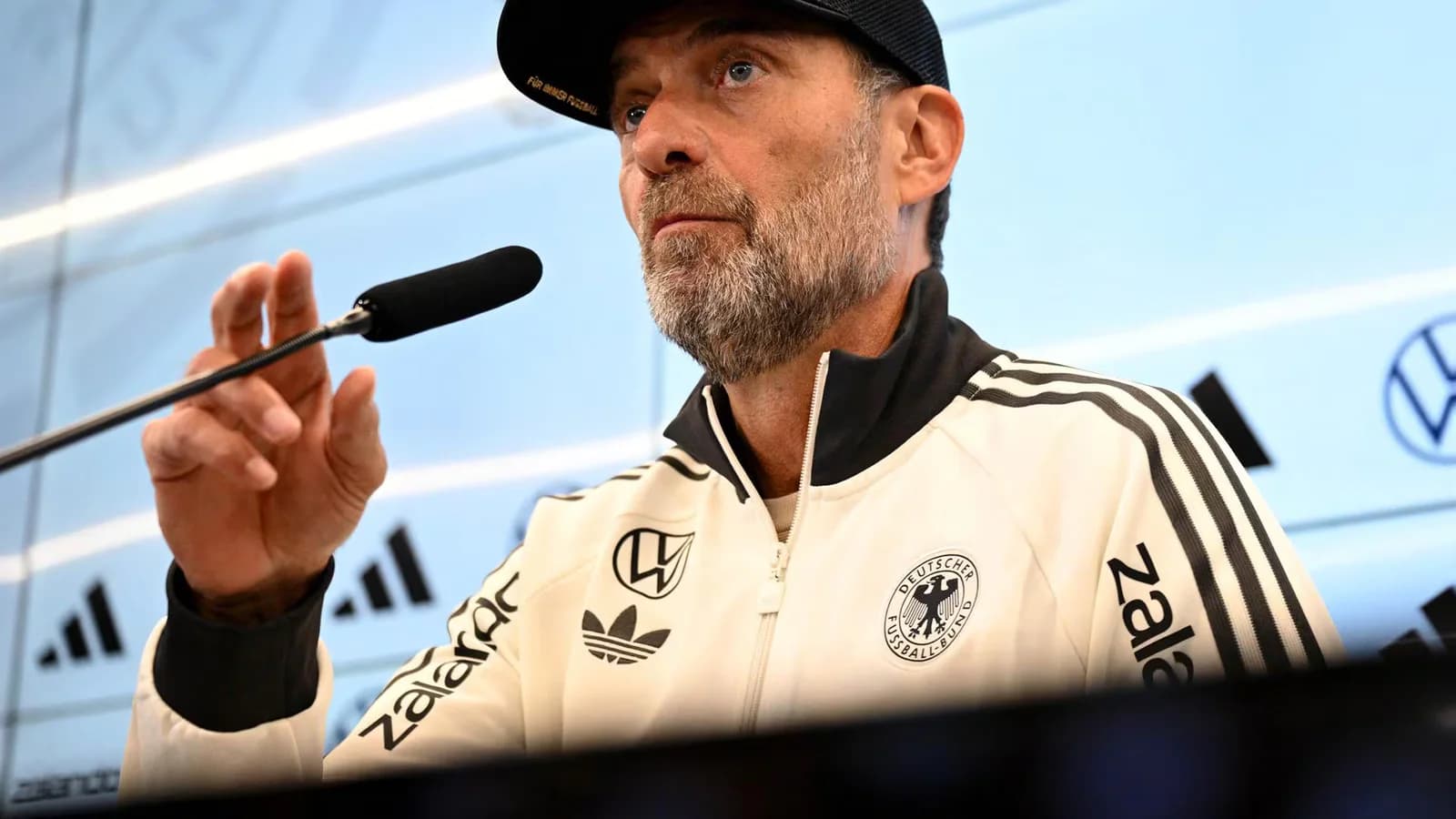 Klopp citó a 44 futbolistas para sus primeros partidos al frente de Alemania