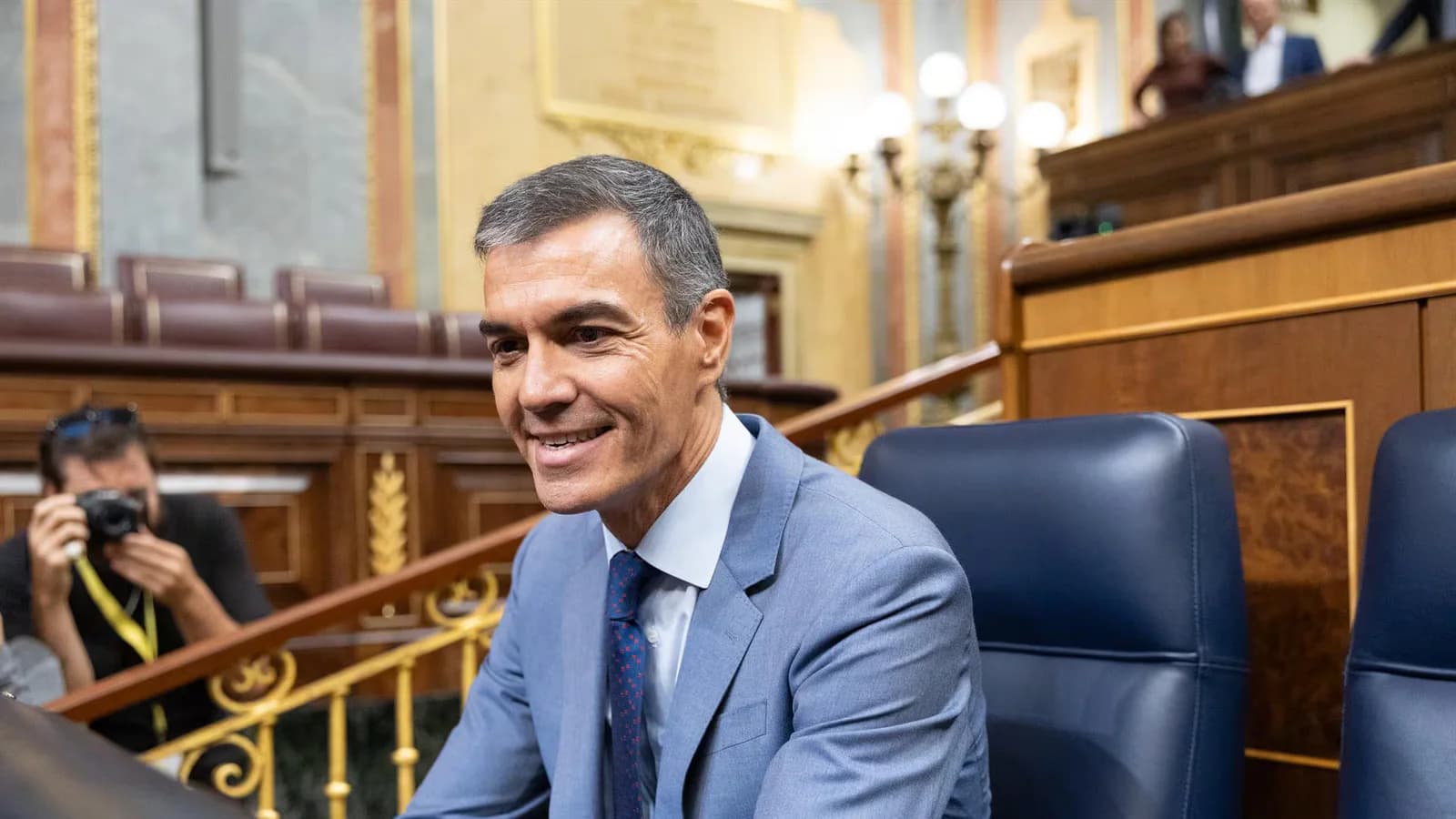 Sánchez impulsa una regulación anticipada para los centros de datos