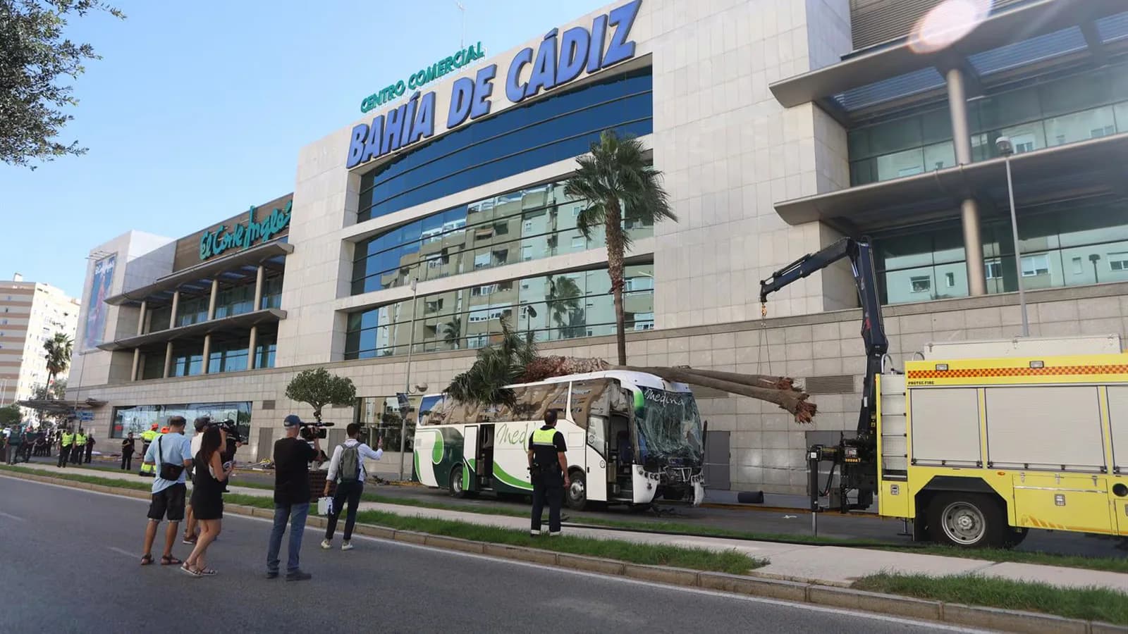 Aplazan el juicio por el accidente de un autobús que dejó cuatro muertos en Cádiz