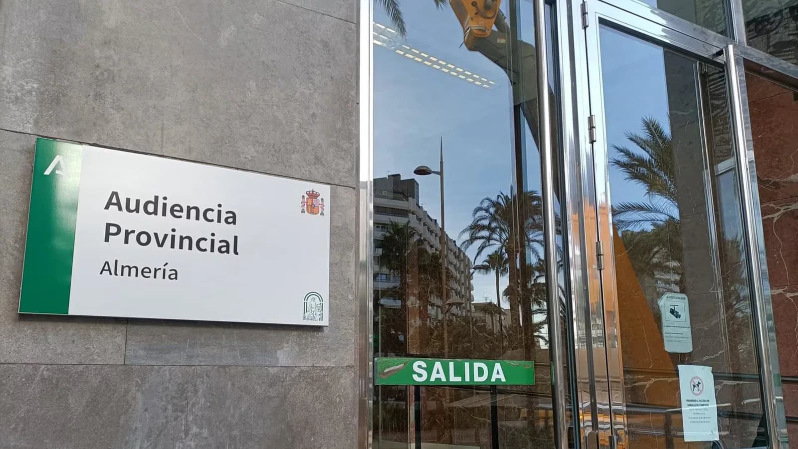 Juzgan este viernes en Almería a un hombre acusado de intentar matar a su mujer