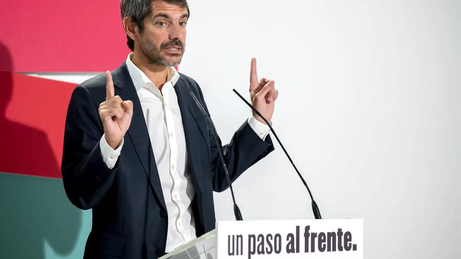 Urtasun reclama trasladar a la Península a migrantes de Ceuta para tramitar sus expedientes