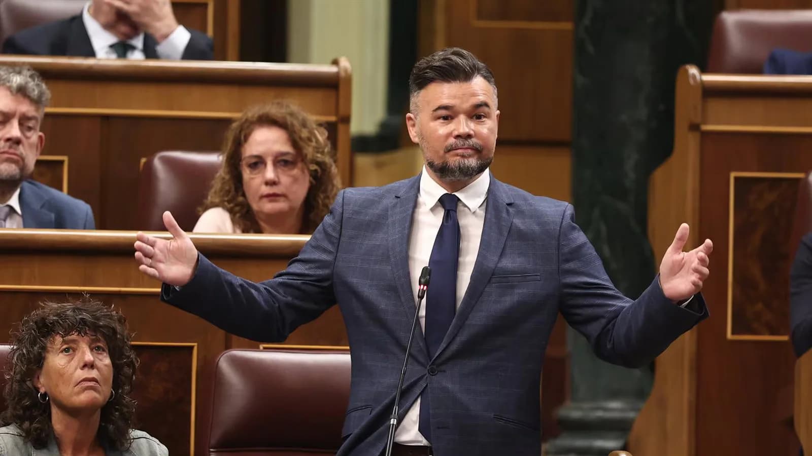 Rufián reclama unidad de la izquierda tras las críticas de Iglesias a Urtasun