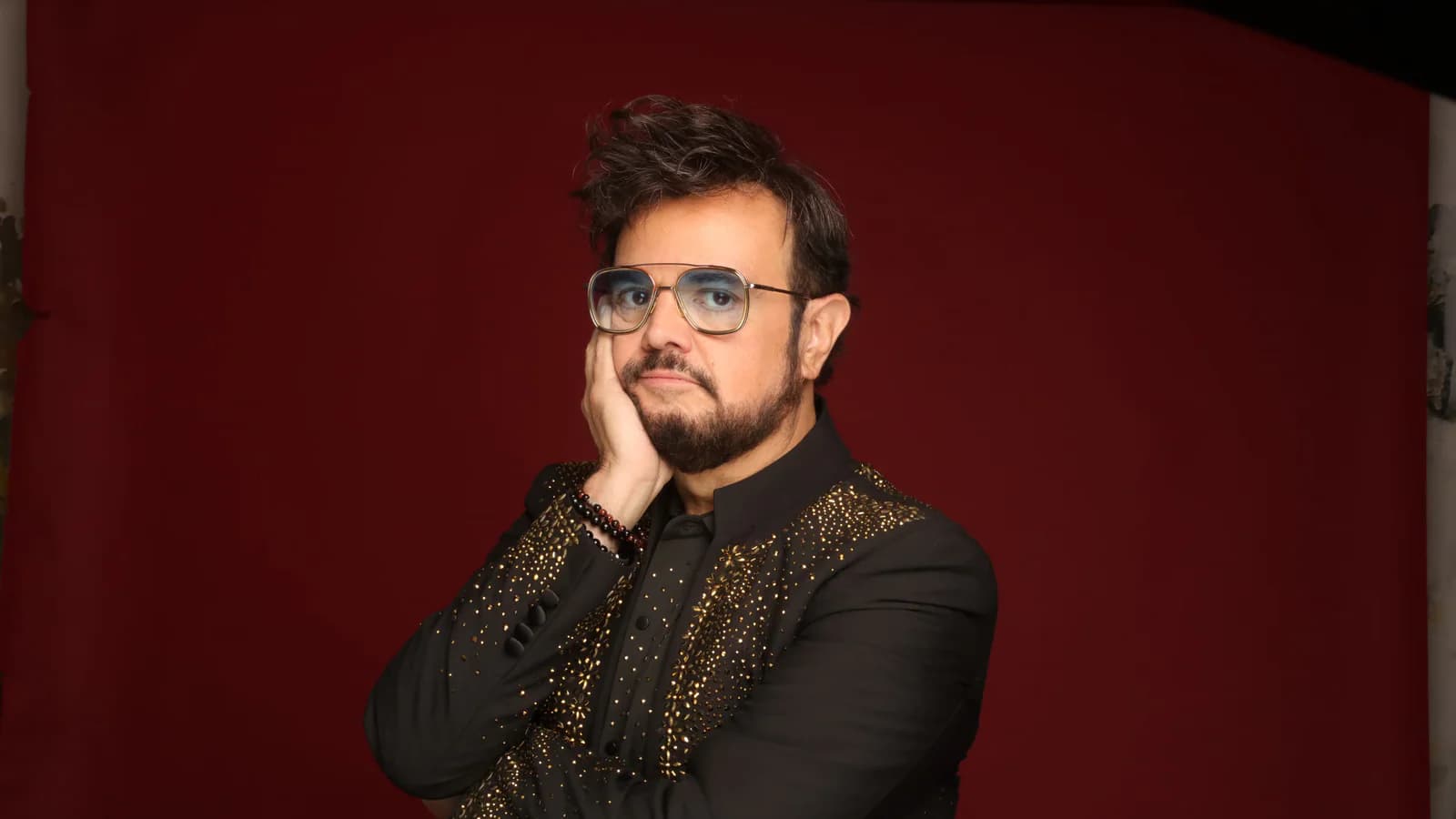 Aleks Syntek anticipó que dejará México tras la polémica por su show del 15 de septiembre