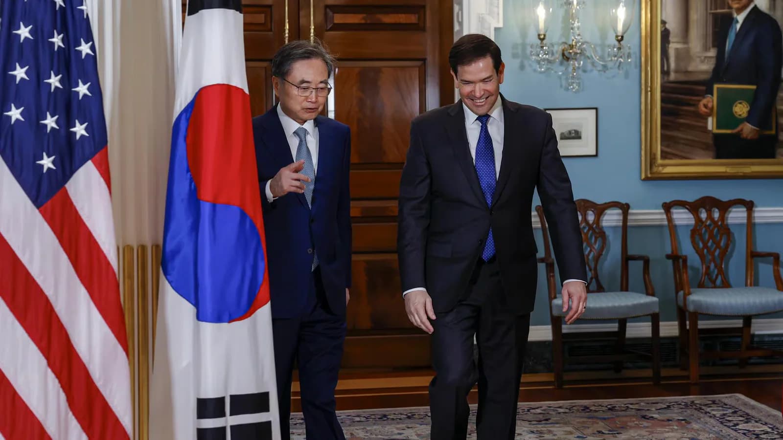 EE.UU. y Corea del Sur buscan garantizar la navegación en Ormuz sin envío de tropas