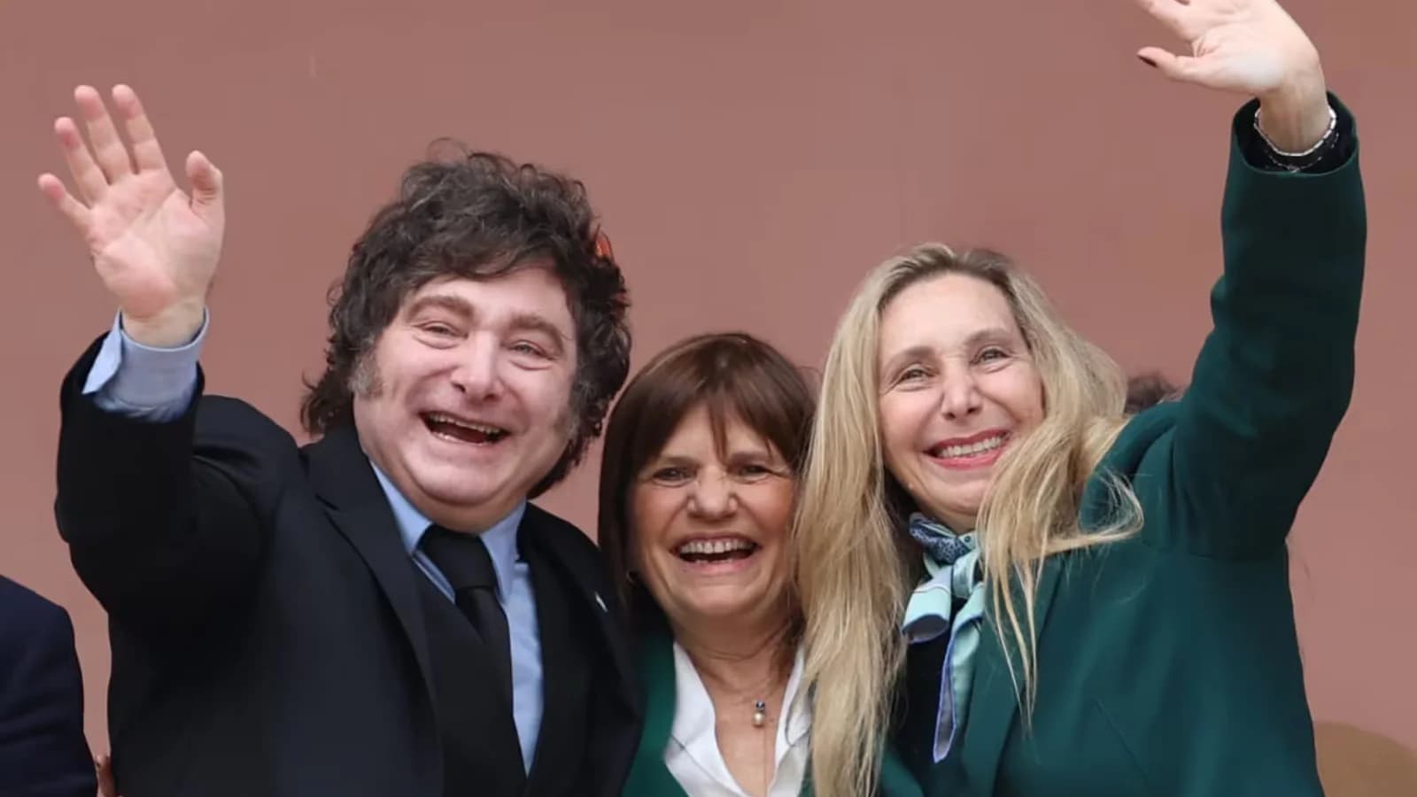 Bullrich profundiza sus diferencias con Milei y mira a los votantes del “sí, pero”