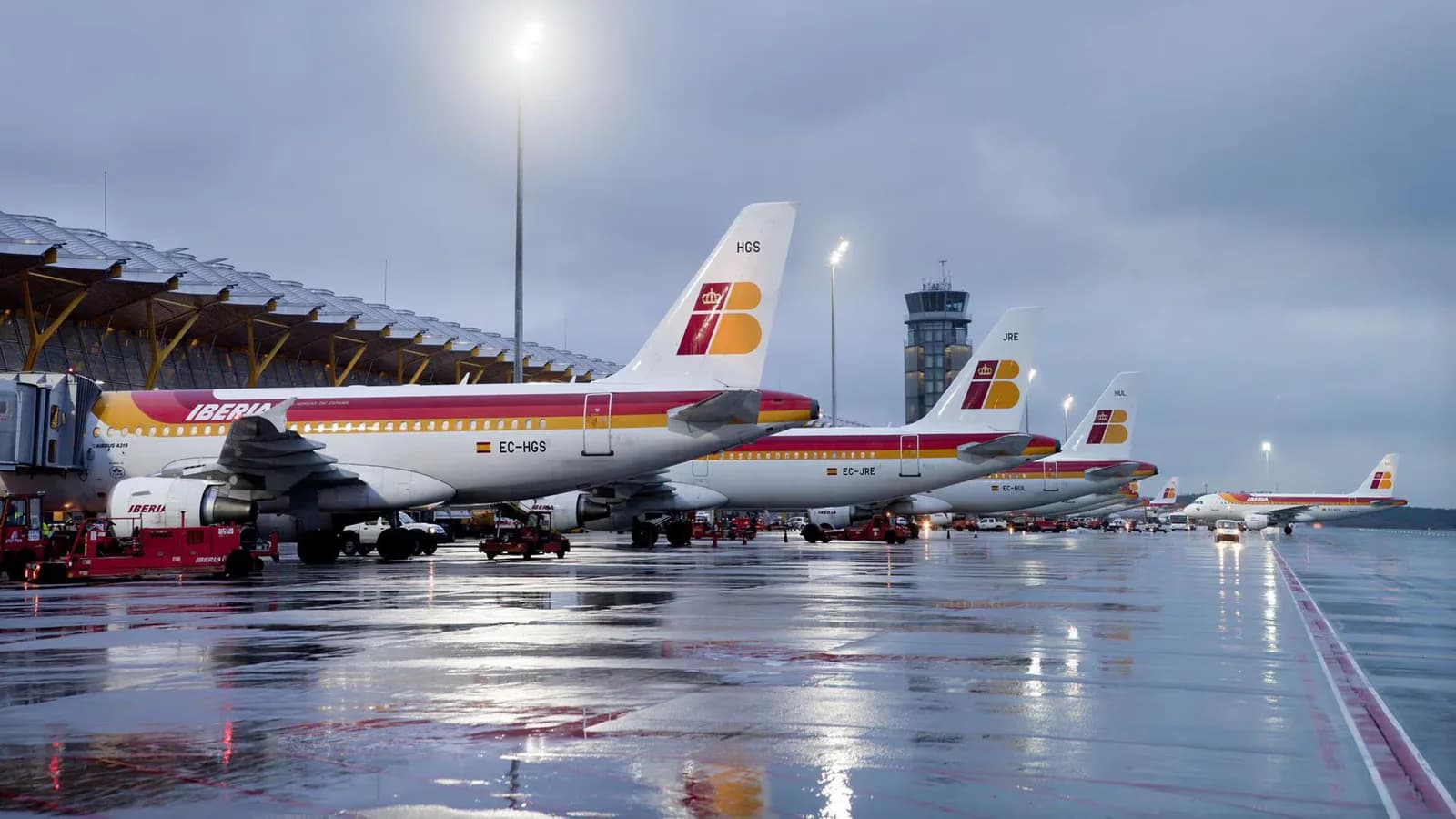 Iberia ofrece hasta 20% de descuento al pagar vuelos con Avios