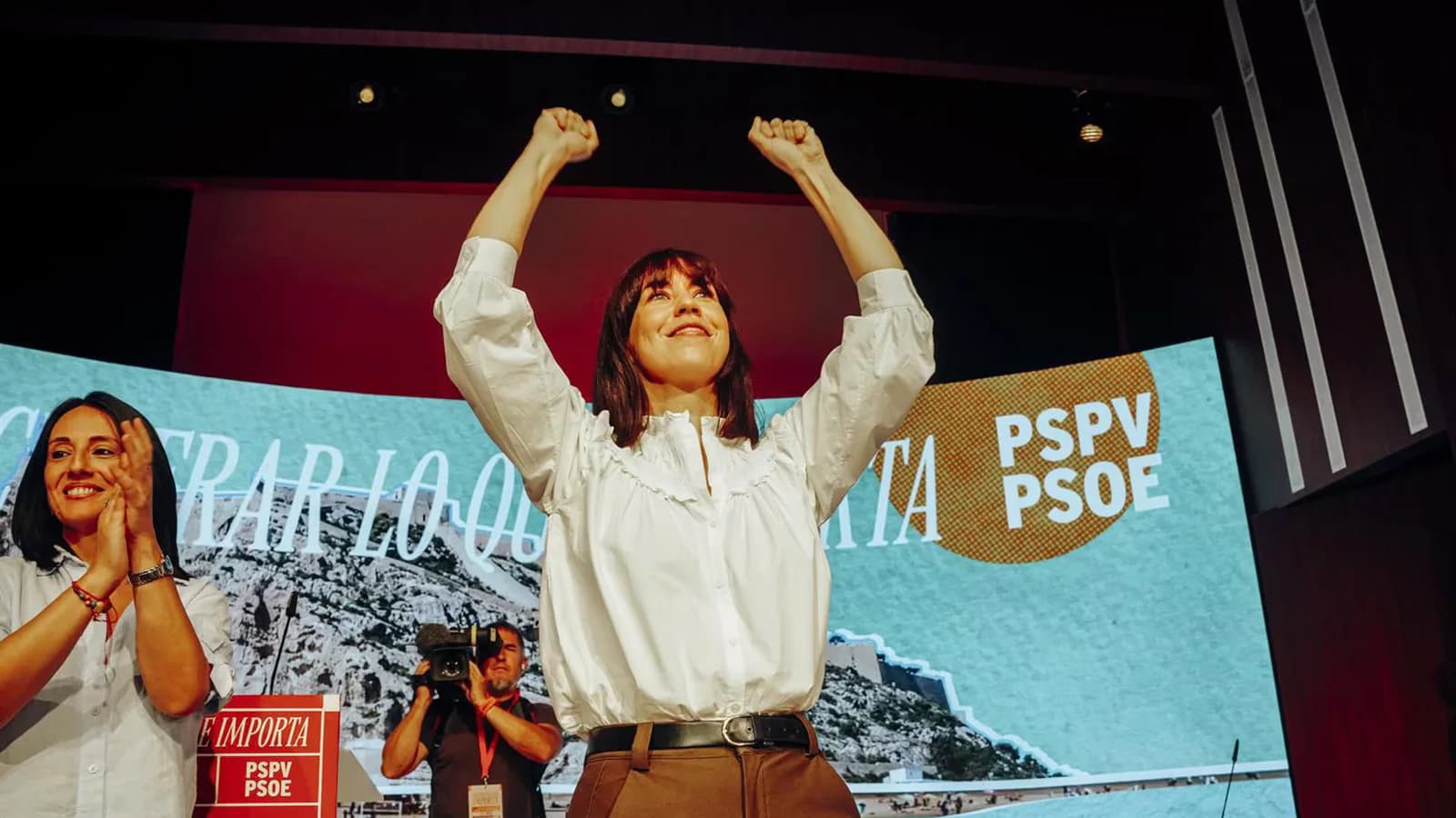 Diana Morant llamó a recuperar el gobierno valenciano frente al PP y Vox