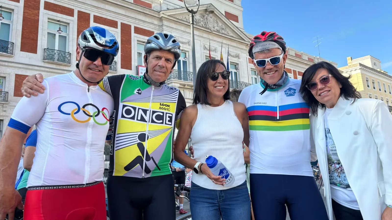Dori Ruano y Peio Ruiz Cabestany fueron homenajeados en la Clásica Otero