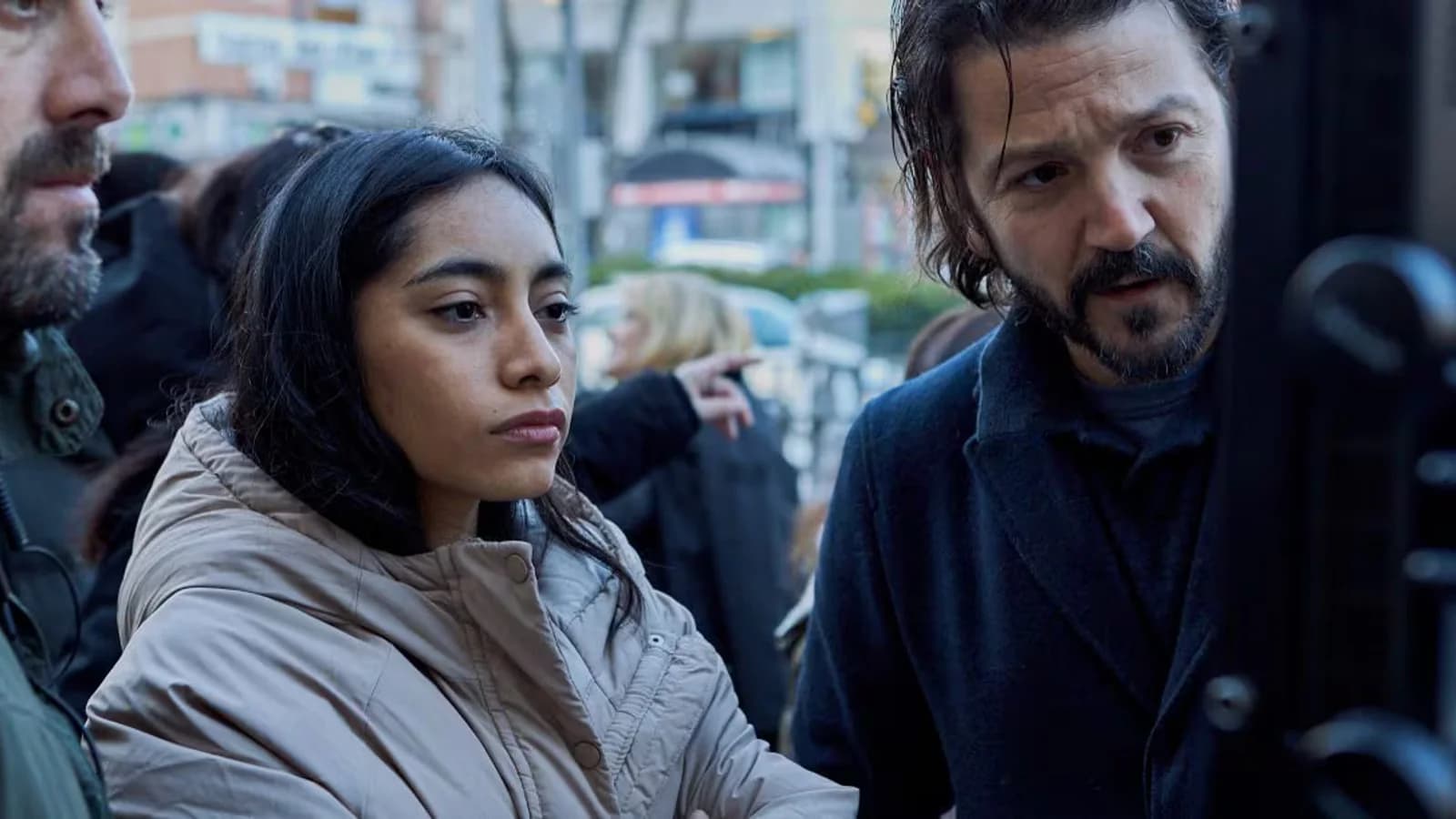 Diego Luna presenta en San Sebastián su drama migrante «Ceniza en la boca»