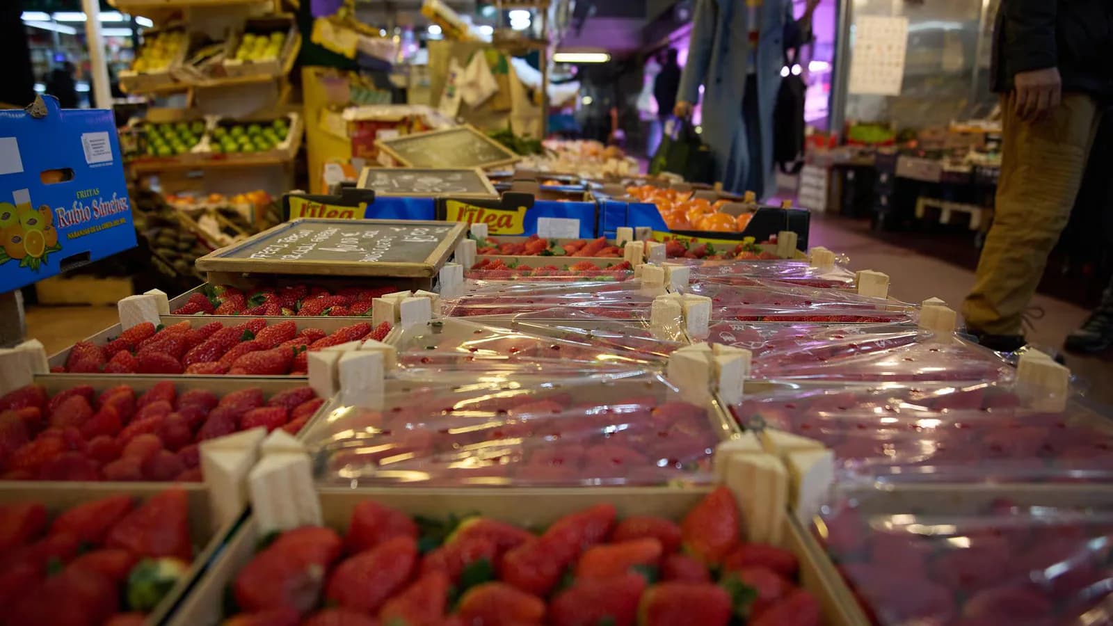 Bayas, cítricos, huevos y pescado: cuánto subieron en España en un año