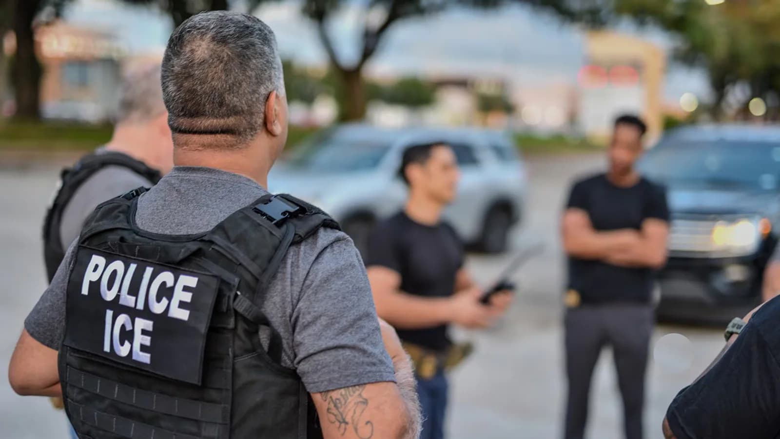 Un hombre quedó grave tras recibir un disparo de un agente del ICE en Austin