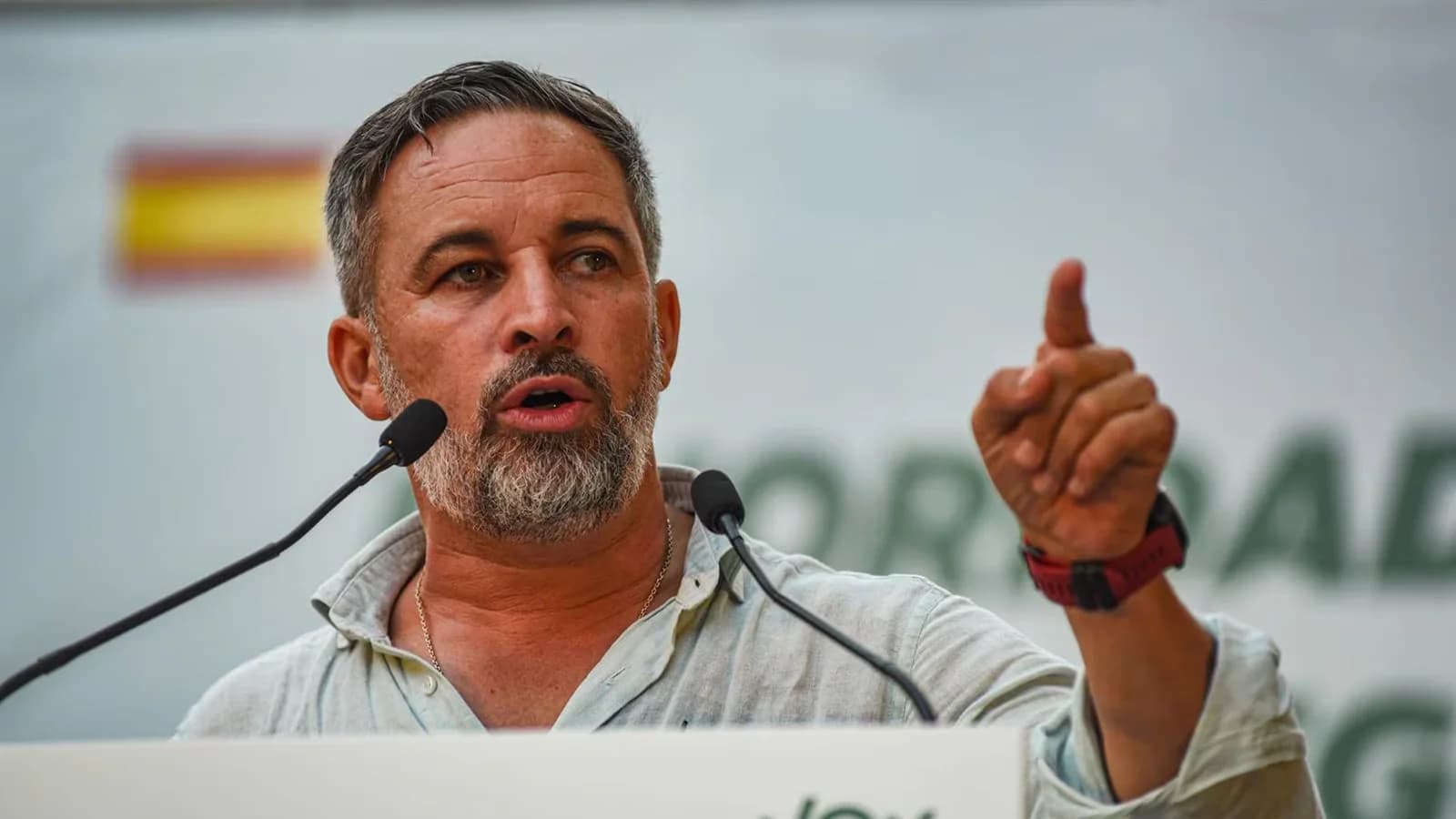 Abascal cuestionó al Gobierno por las alertas sobre un nuevo salto a Ceuta