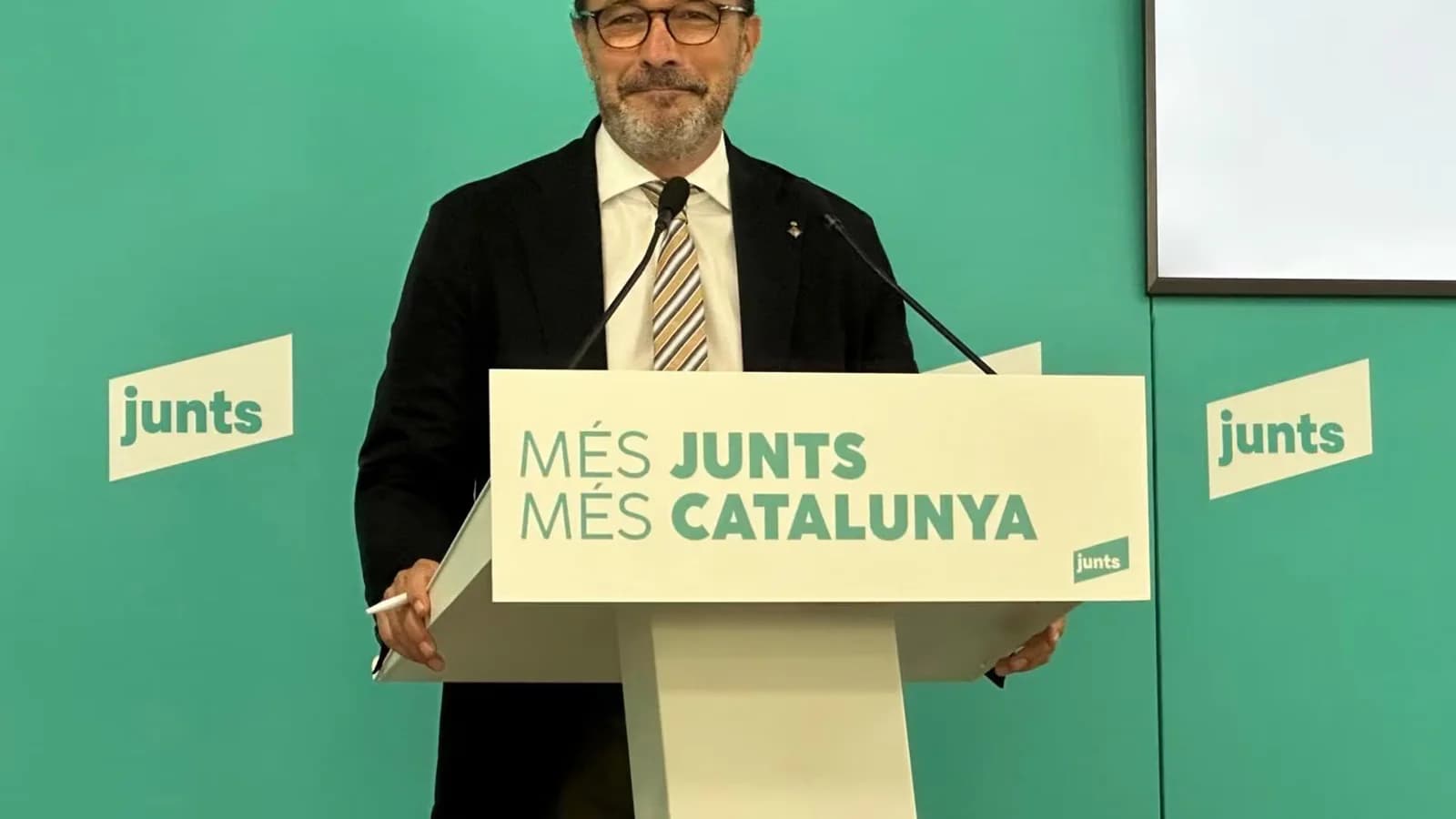 Junts acusa a Sánchez y Feijóo de estar en precampaña y reclama propuestas para Cataluña