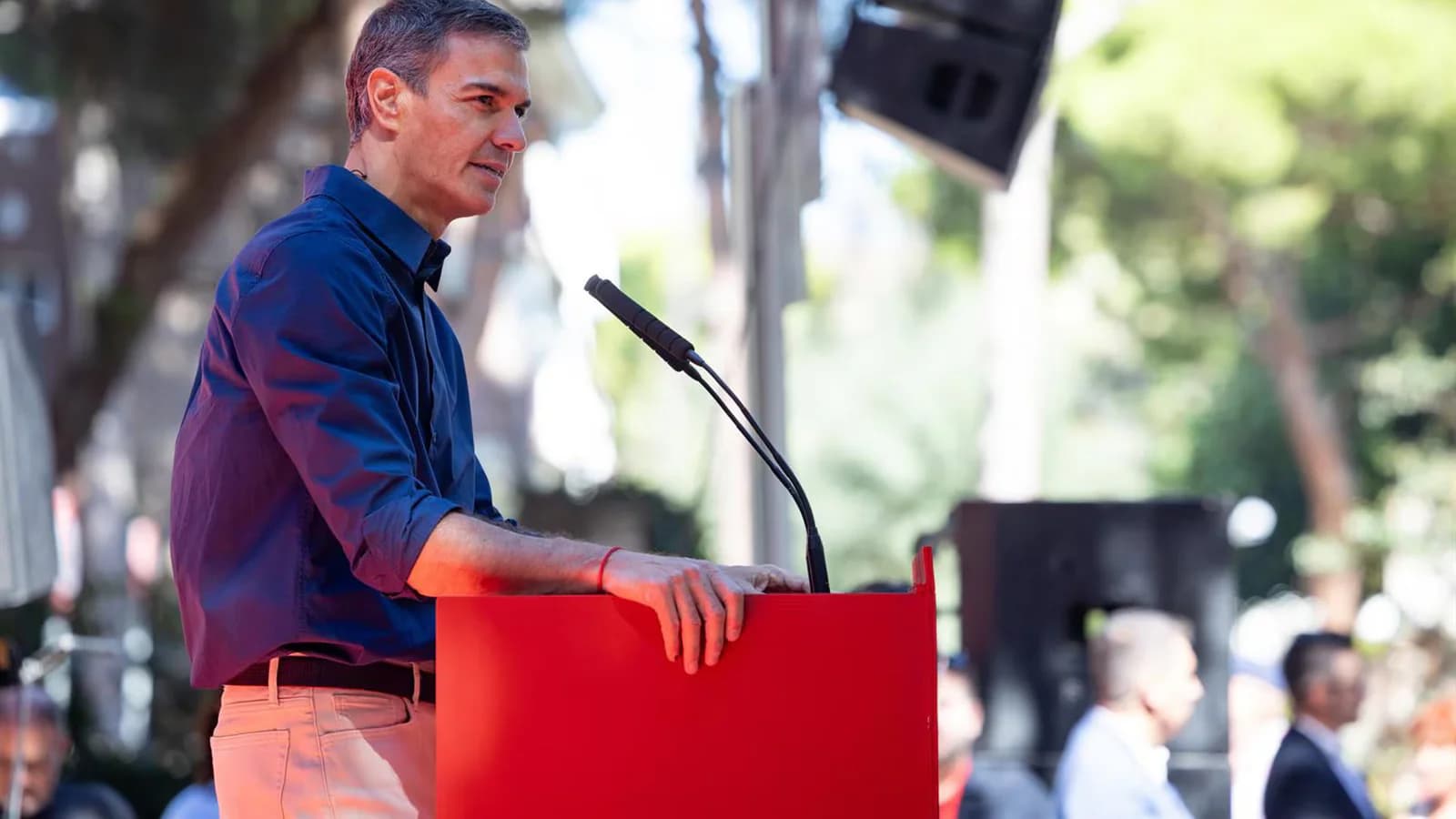 El PSOE reúne firmas para pedir al Supremo que revoque la suspensión del voto
