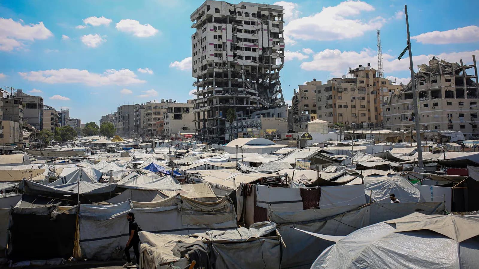 Tres palestinos heridos tras un ataque israelí en el norte de Gaza