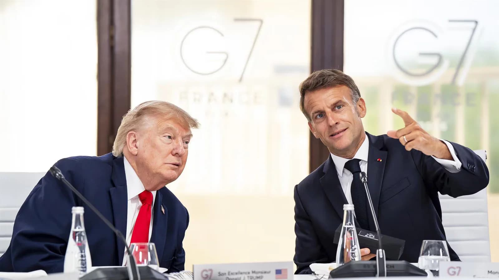 Macron y Trump analizan vías diplomáticas para reabrir el estrecho de Ormuz