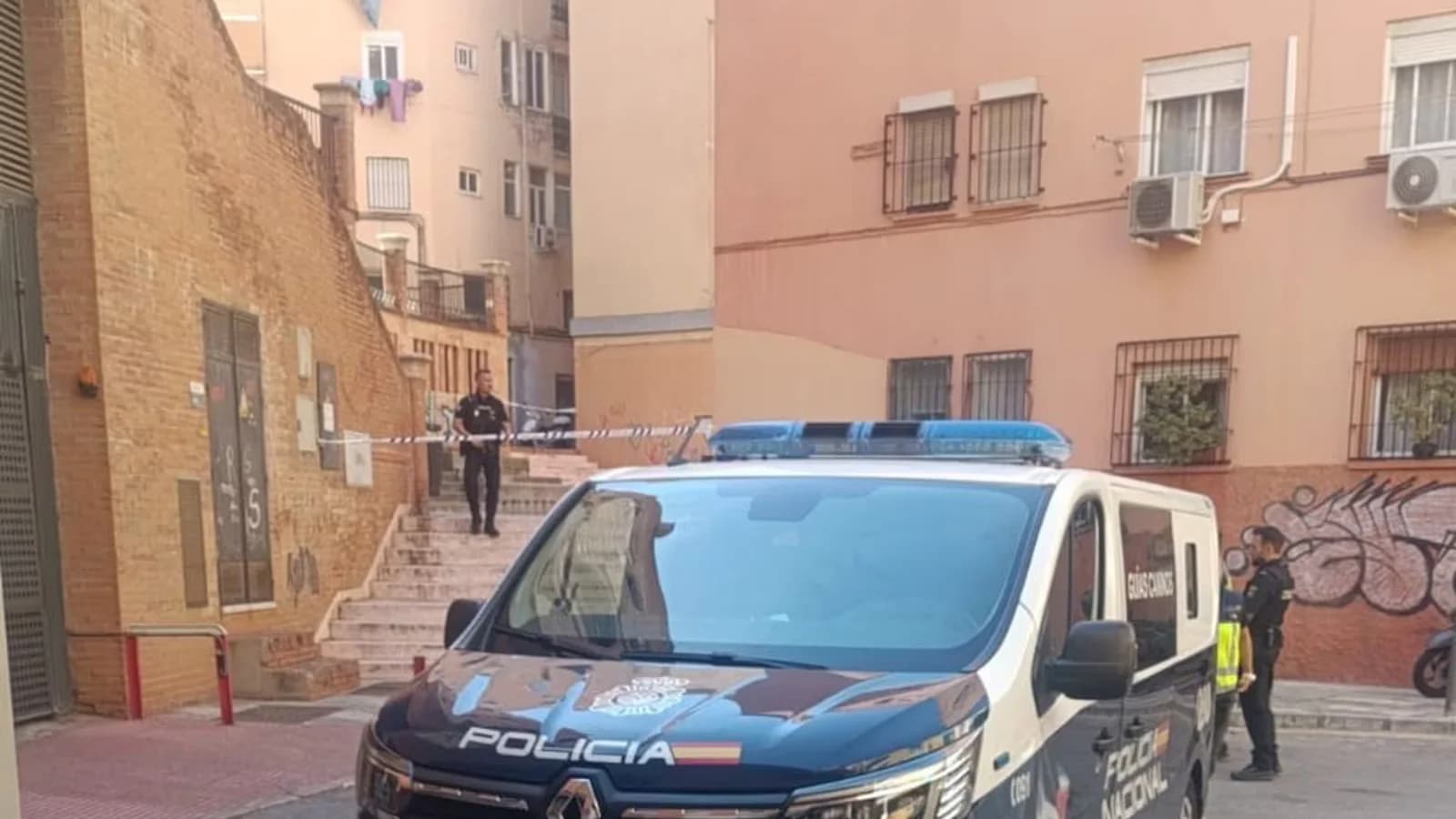 La Policía investiga si un joven fue asesinado por una confusión en Málaga