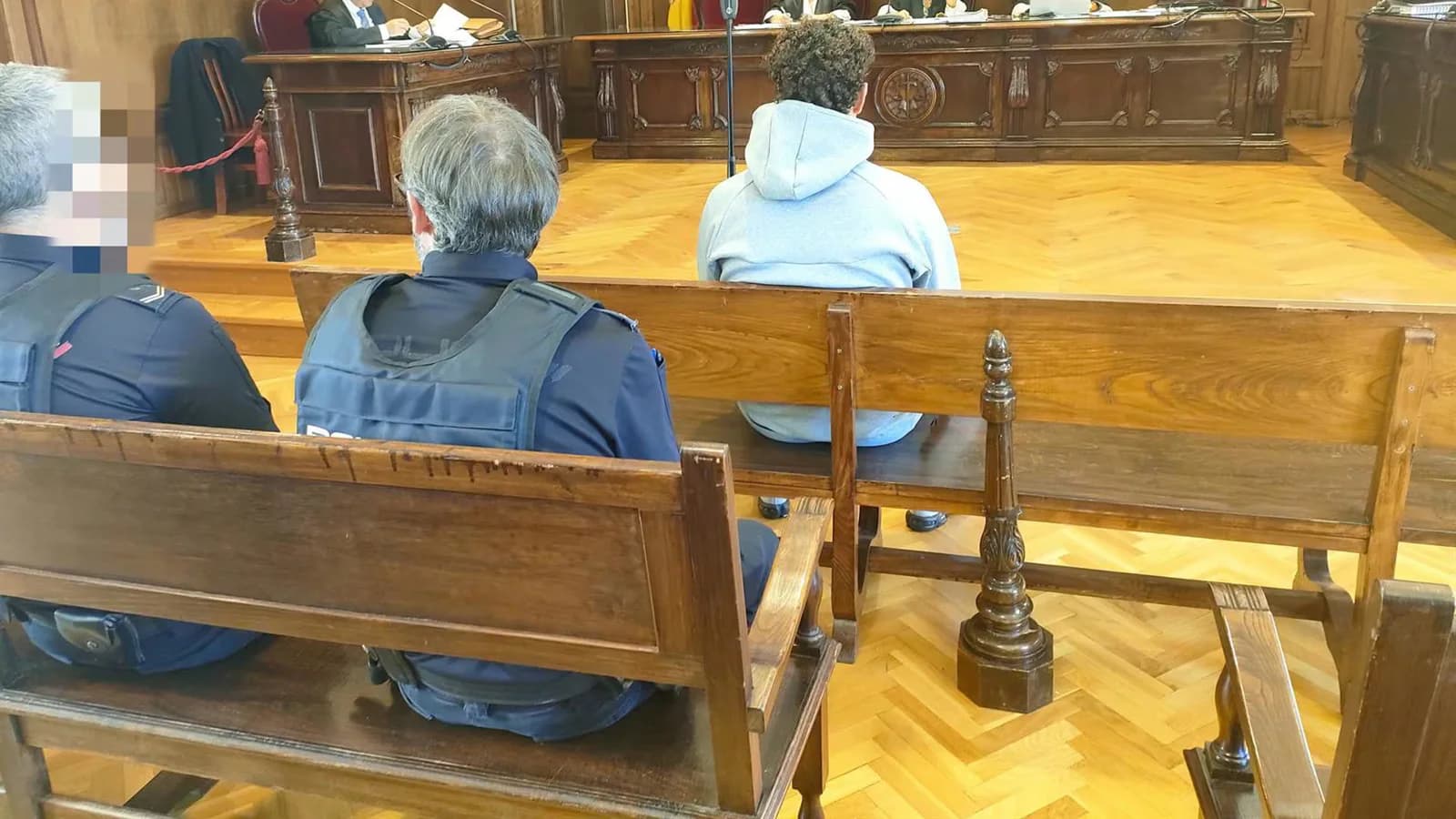 Un acusado de maltrato en Pontevedra niega las agresiones y responsabiliza a su expareja