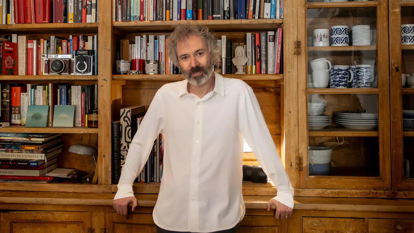 James Rhodes dijo que intentó comprar la vivienda de una inquilina de 87 años