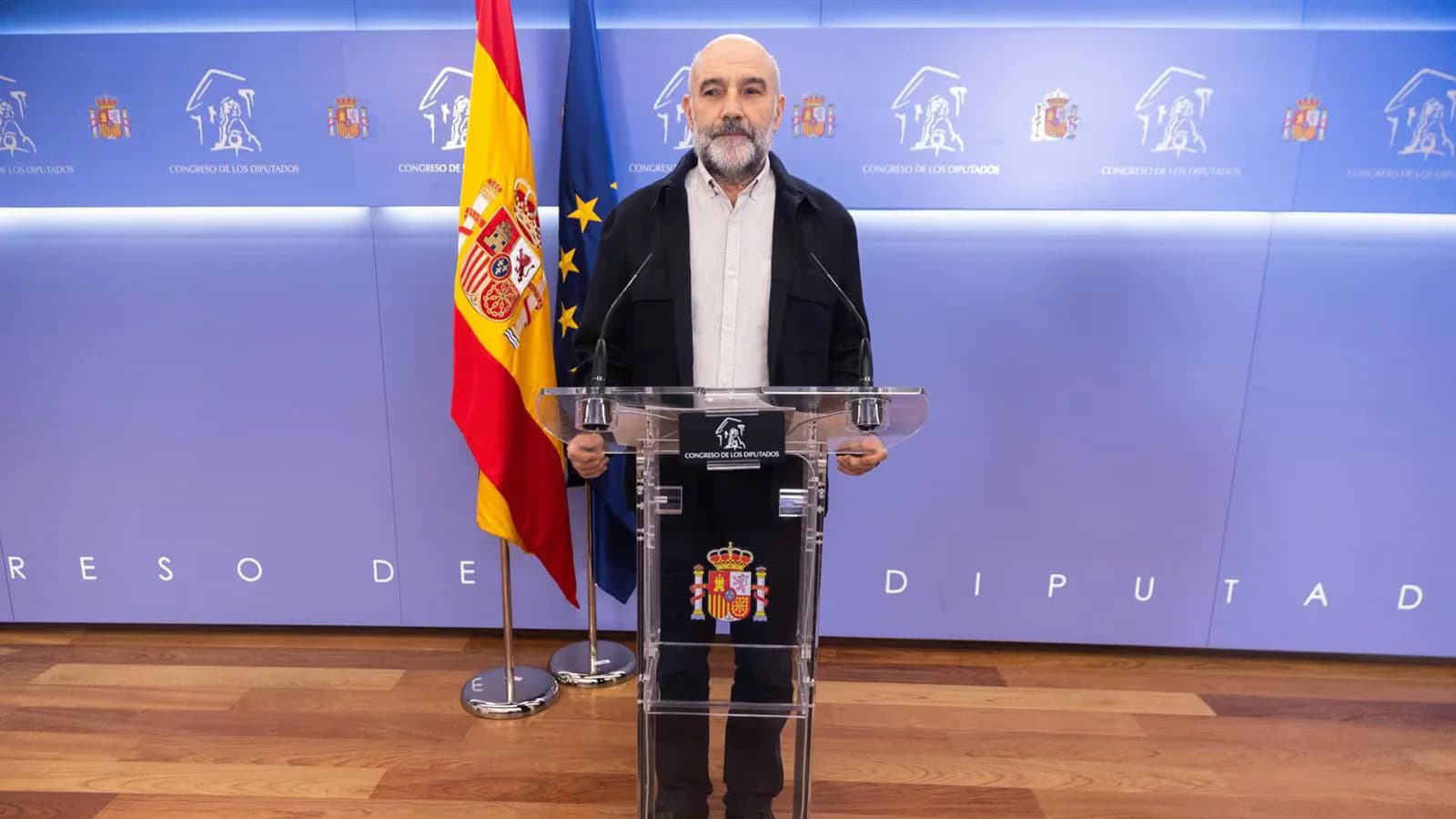 El BNG cuestionó las explicaciones de Zapatero por sus joyas y reclamó entregarlas a Patrimonio