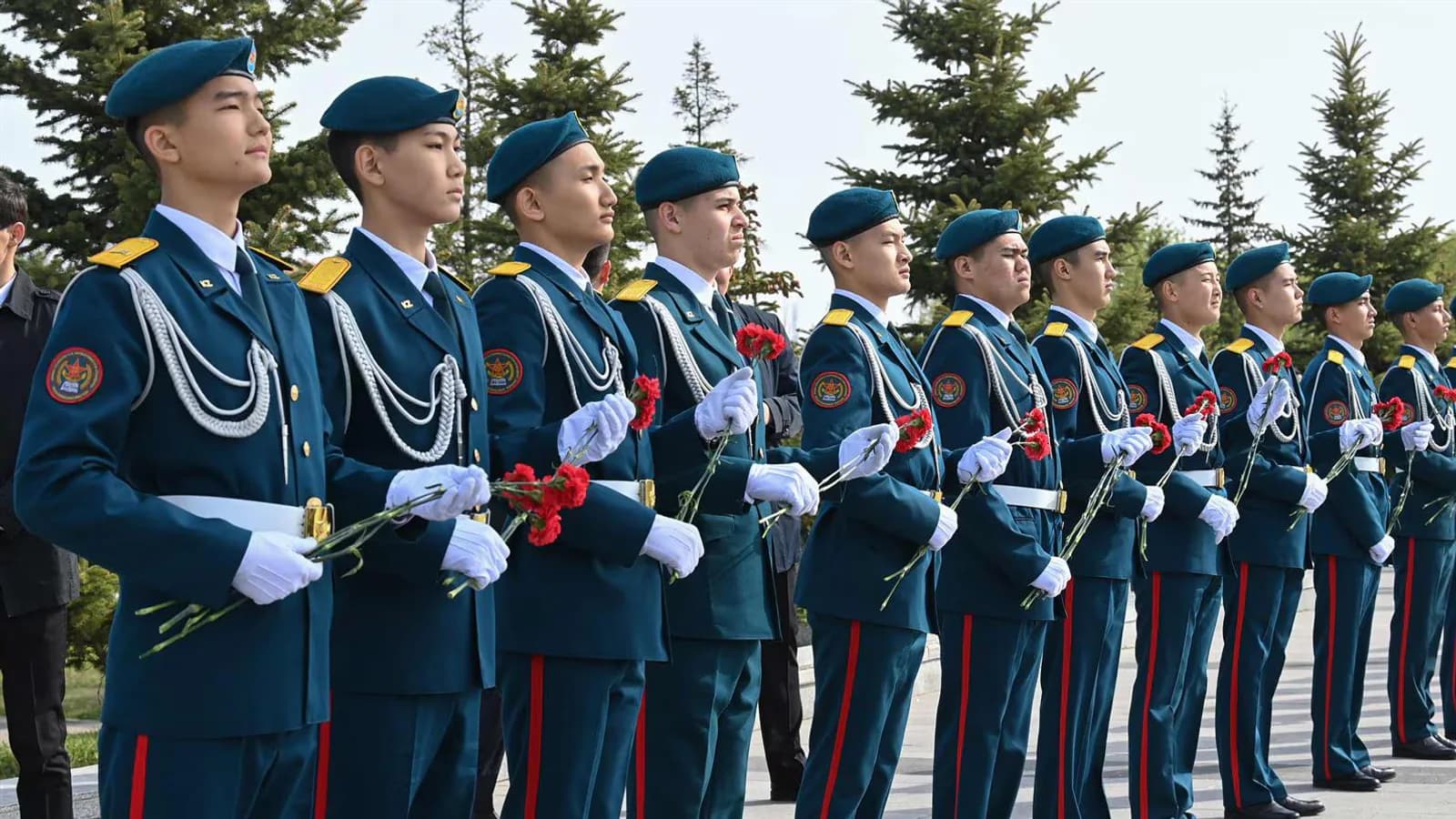 Nueve militares kazajos murieron durante ejercicios en el mar Caspio
