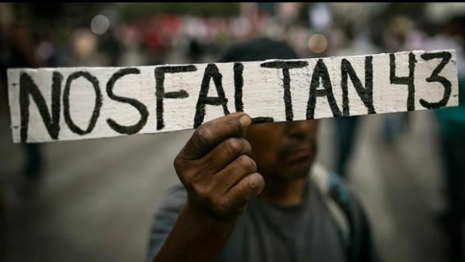 Ayotzinapa, a doce años: siguen desaparecidos los 43 estudiantes rurales