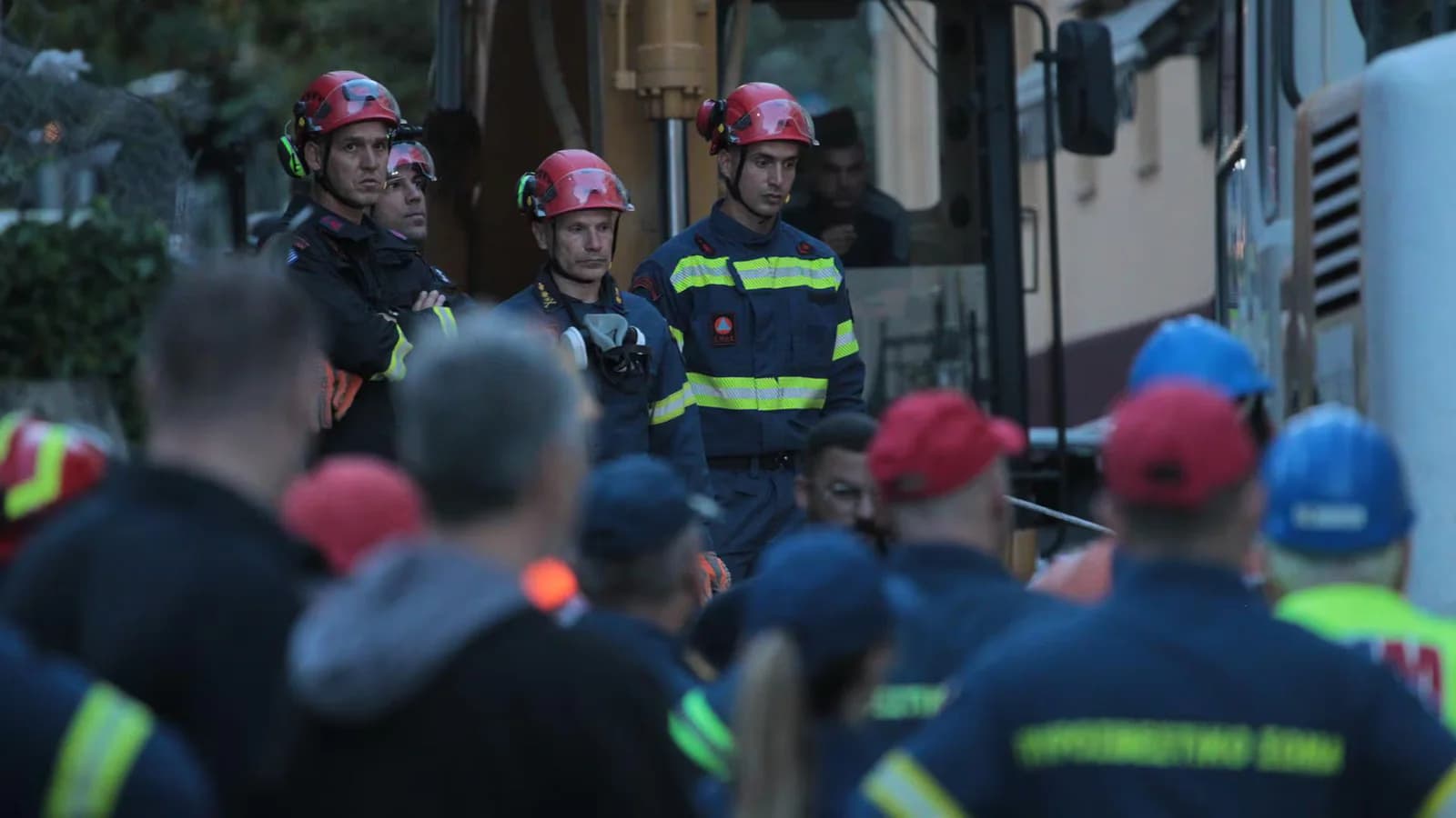 Seis muertos tras una explosión y el derrumbe de un edificio en el centro de Atenas