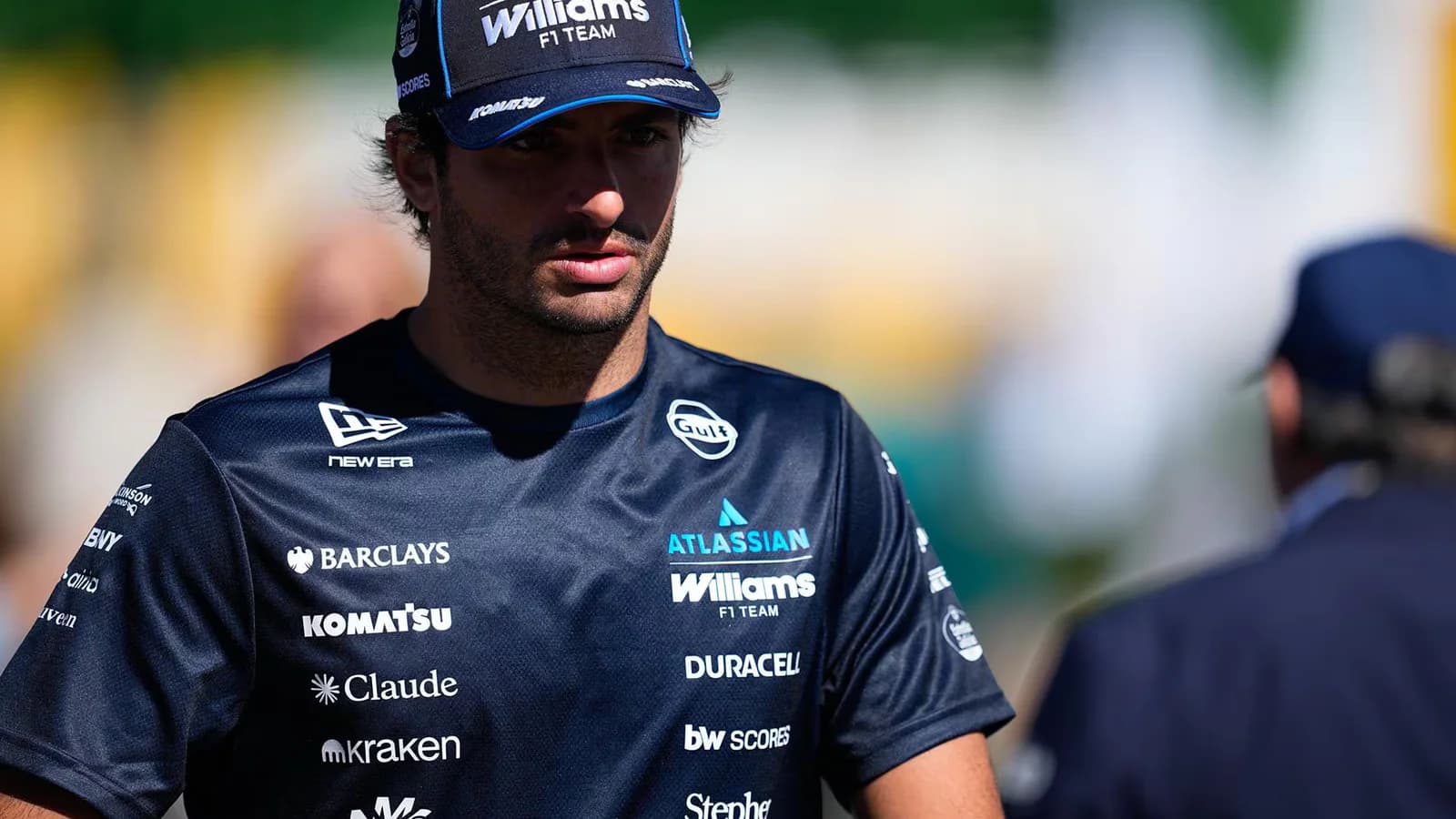 Carlos Sainz rescató un punto en Azerbaiyán tras largar decimocuarto
