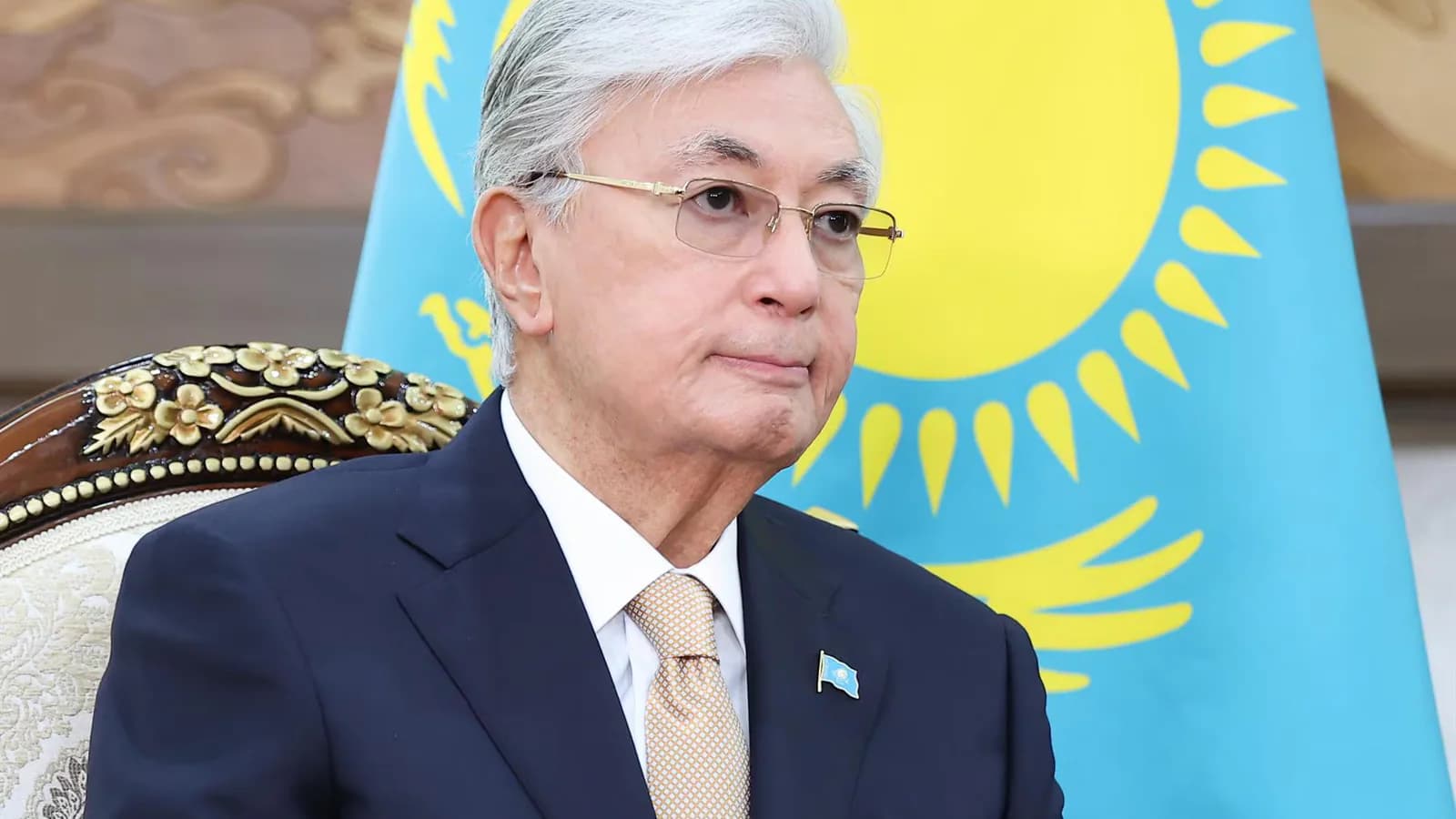 Kazajistán cesó al ministro de Defensa tras la muerte de 14 militares