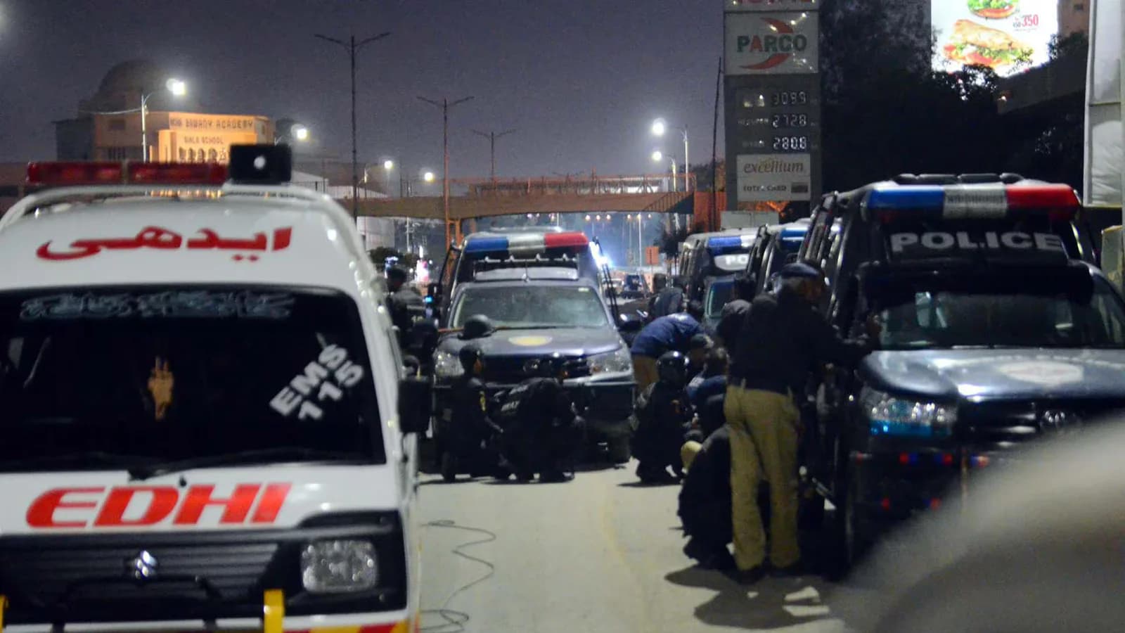 Ascienden a 15 los muertos por un atentado suicida en el norte de Pakistán
