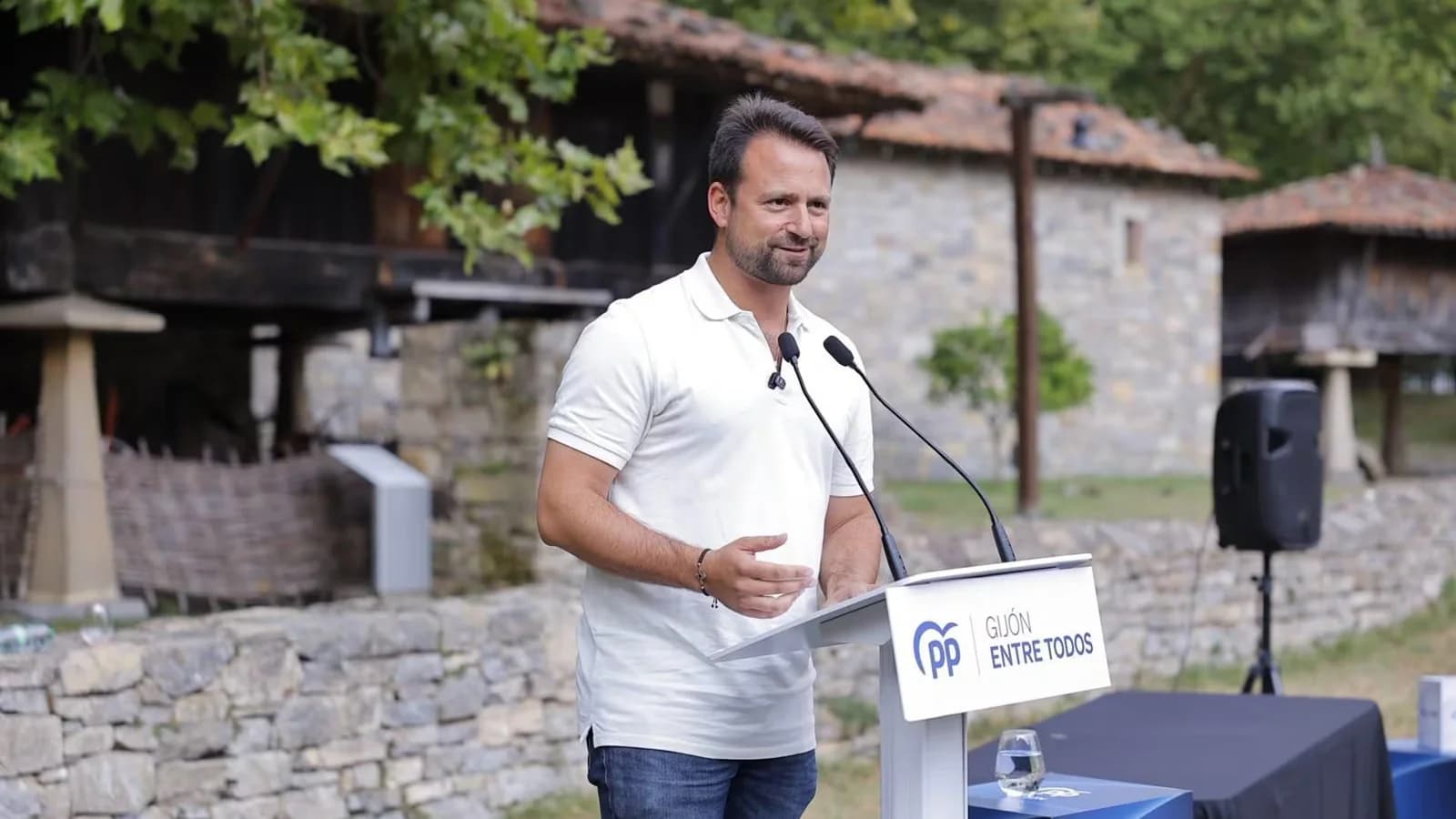 Álvaro Queipo viajará a Chile y Argentina por el Congreso Mundial de Asturianía