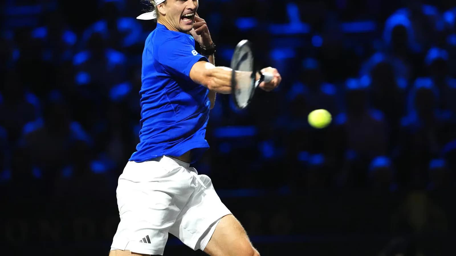 Zverev derrotó a Tien y le dio a Europa el título en la Laver Cup