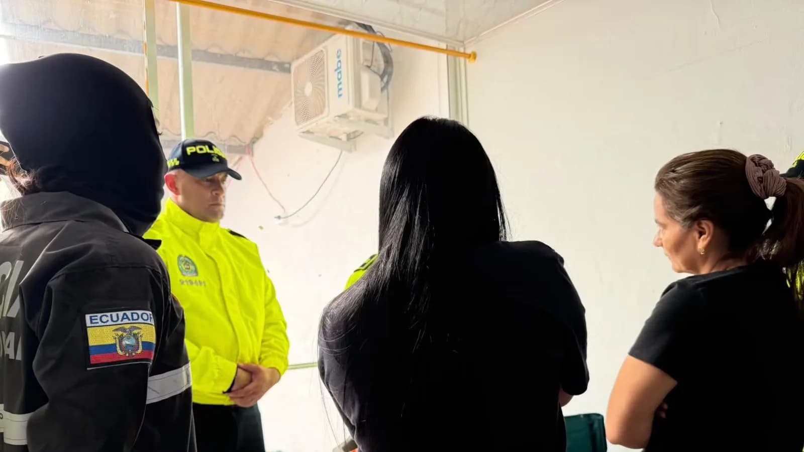 Detienen en Colombia a la esposa y la hija de alias “Fito”