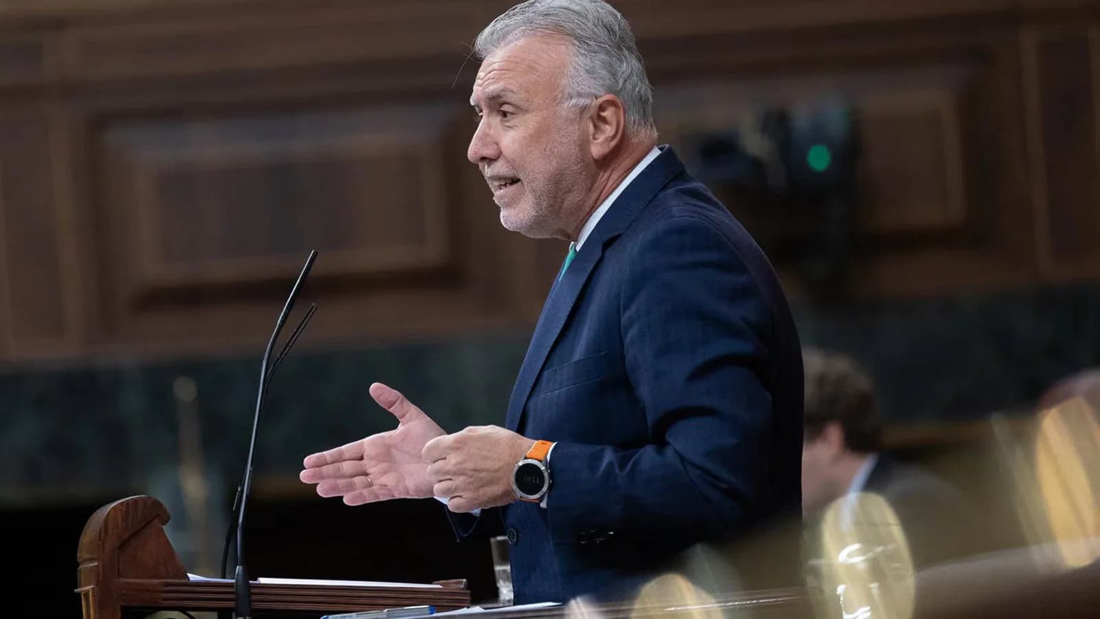 Torres anticipa una negociación intensa por el decreto antidesahucios
