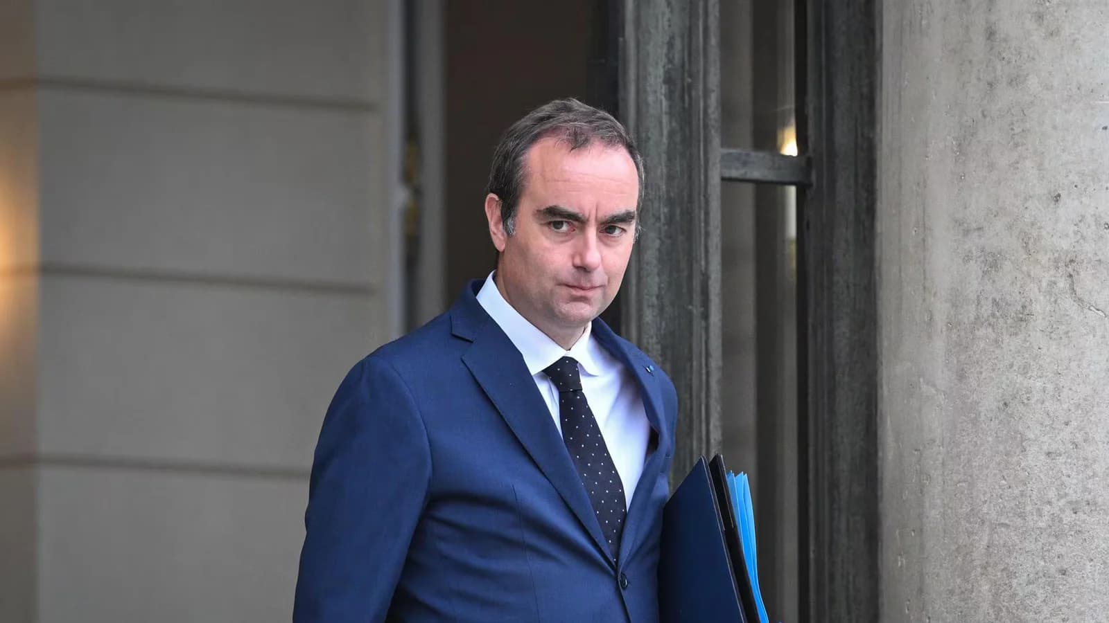 Lecornu pidió condenar la violencia en las protestas estudiantiles en Francia