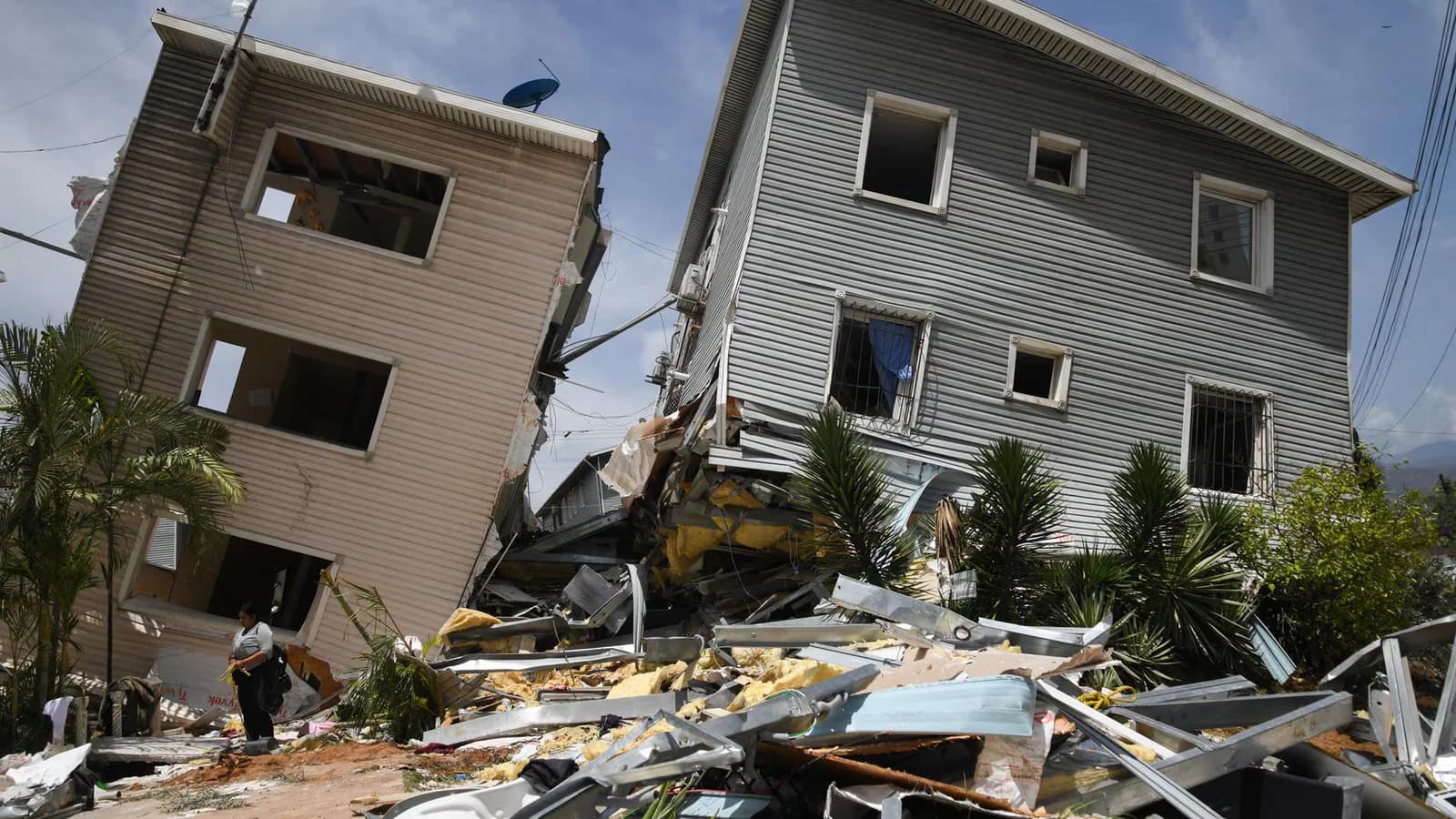 Venezuela entregó 709 viviendas a familias afectadas por los terremotos de junio
