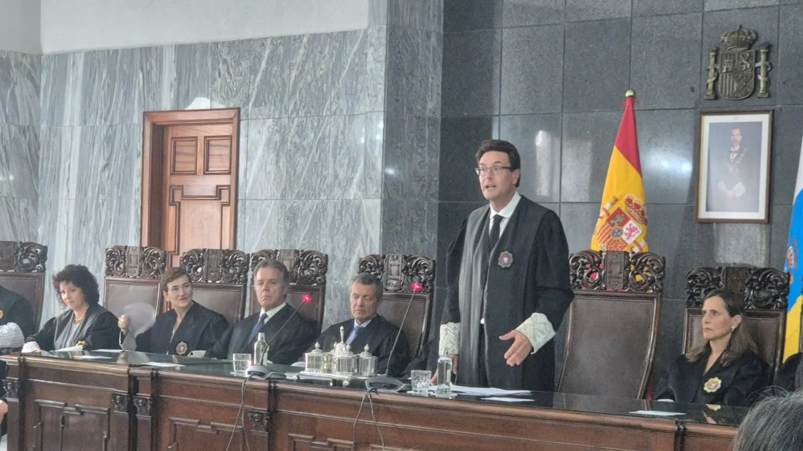 El presidente del TSJC pidió prudencia ante los decretos de vivienda del Gobierno