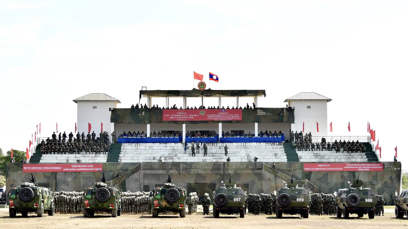 China pone en marcha en Laos un centro de apoyo y una academia de aviación