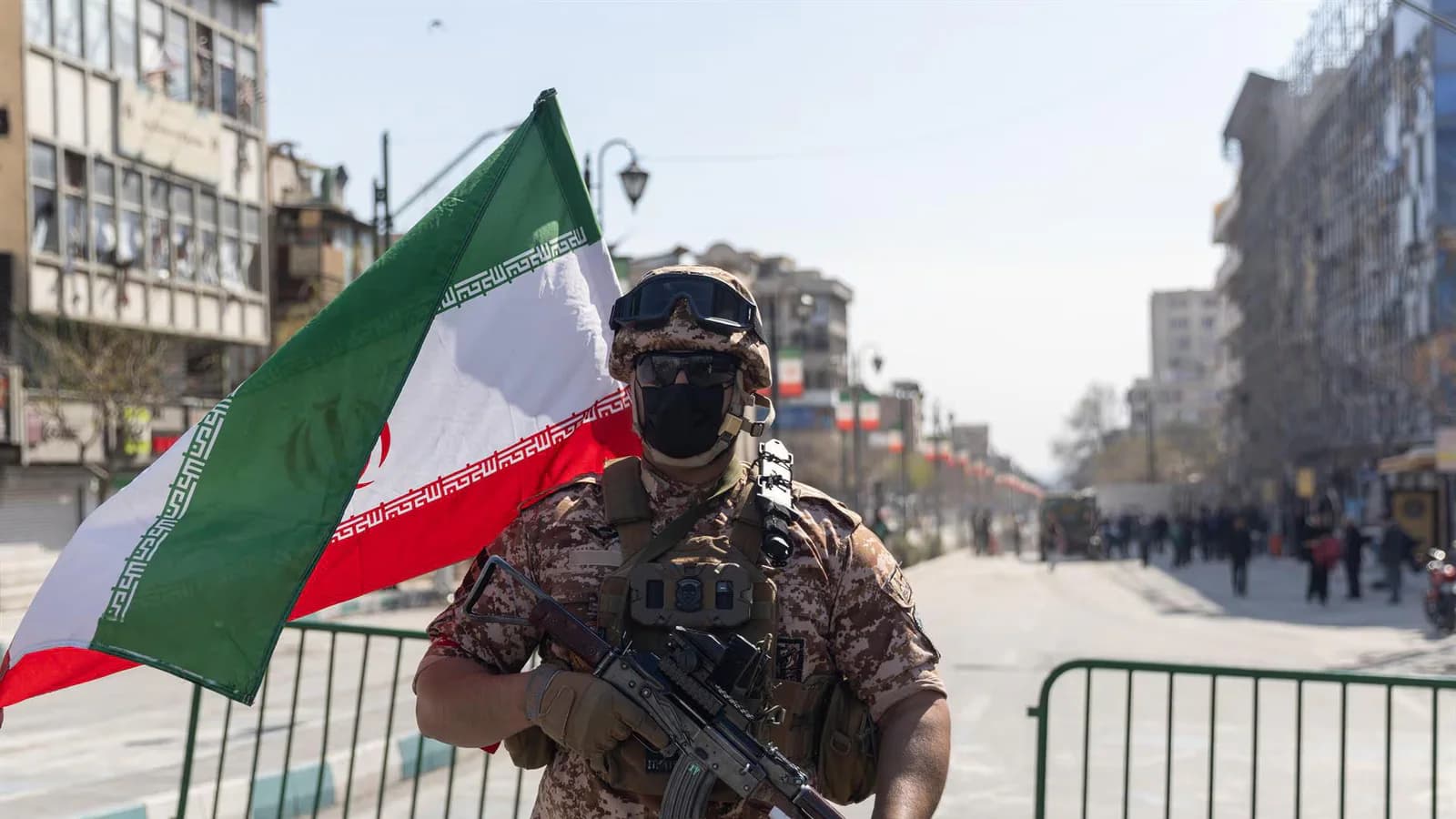 Irán ejecutó a dos hombres acusados de matar a cuatro agentes durante protestas