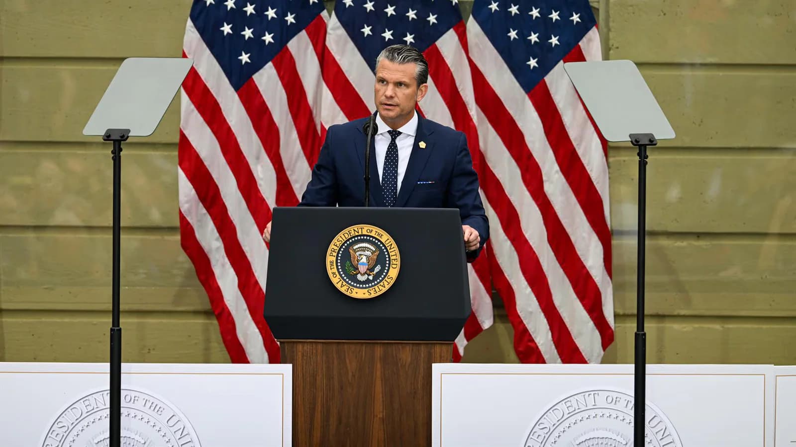 Hegseth anuncia una reforma del Pentágono con foco en armas autónomas