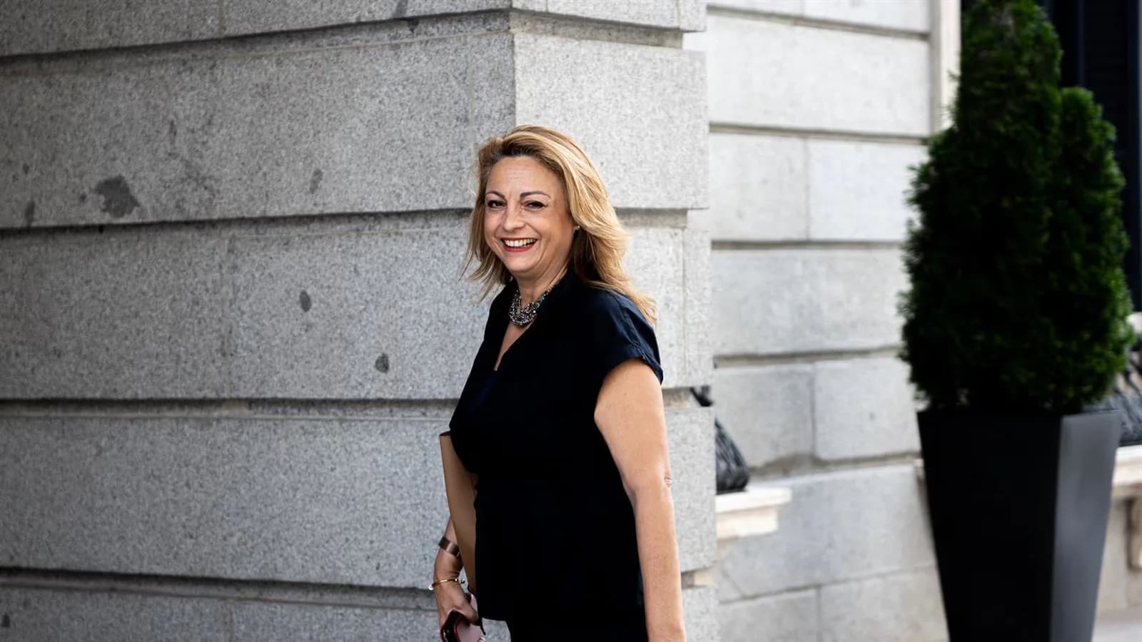 Coalición Canaria reclama elecciones si cae el decreto de Vivienda en el Congreso