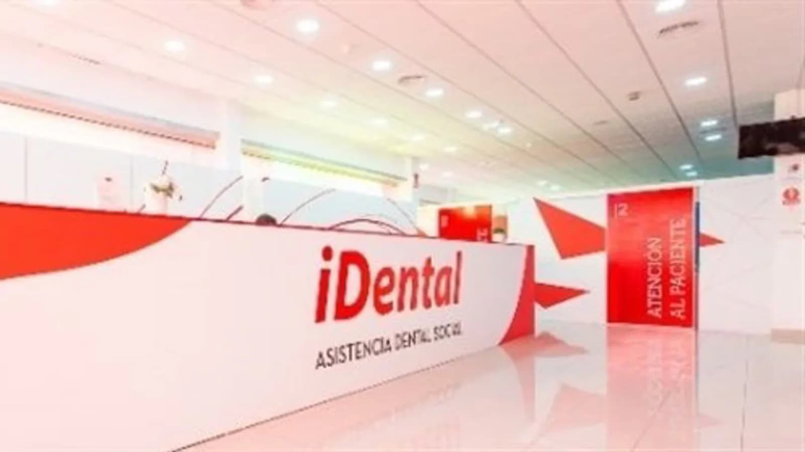Piden 30 meses de prisión para un exdirectivo de iDental por una deuda fiscal