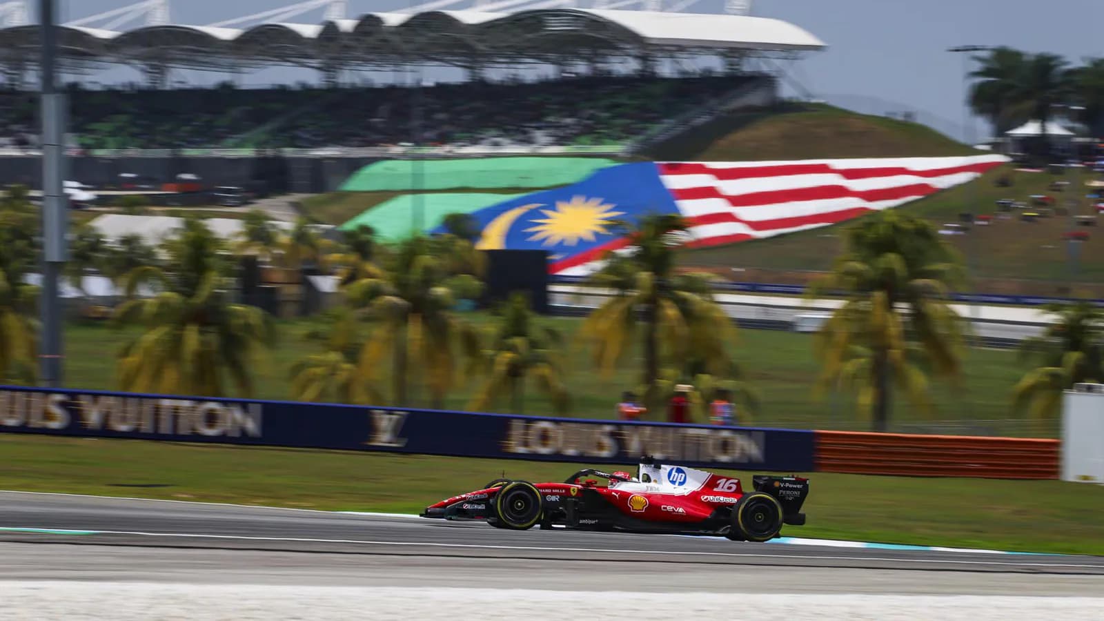 Leclerc fue el más rápido en los entrenamientos del GP de Baréin