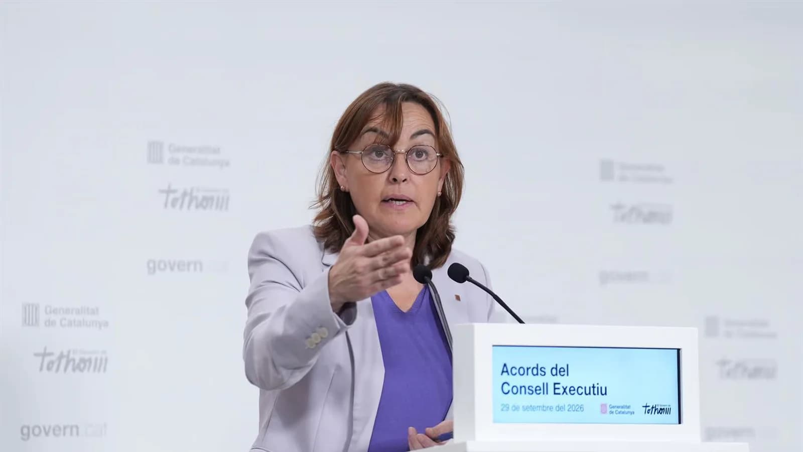 Paneque cuestionó que Junts presentara de madrugada una alternativa al decreto de vivienda