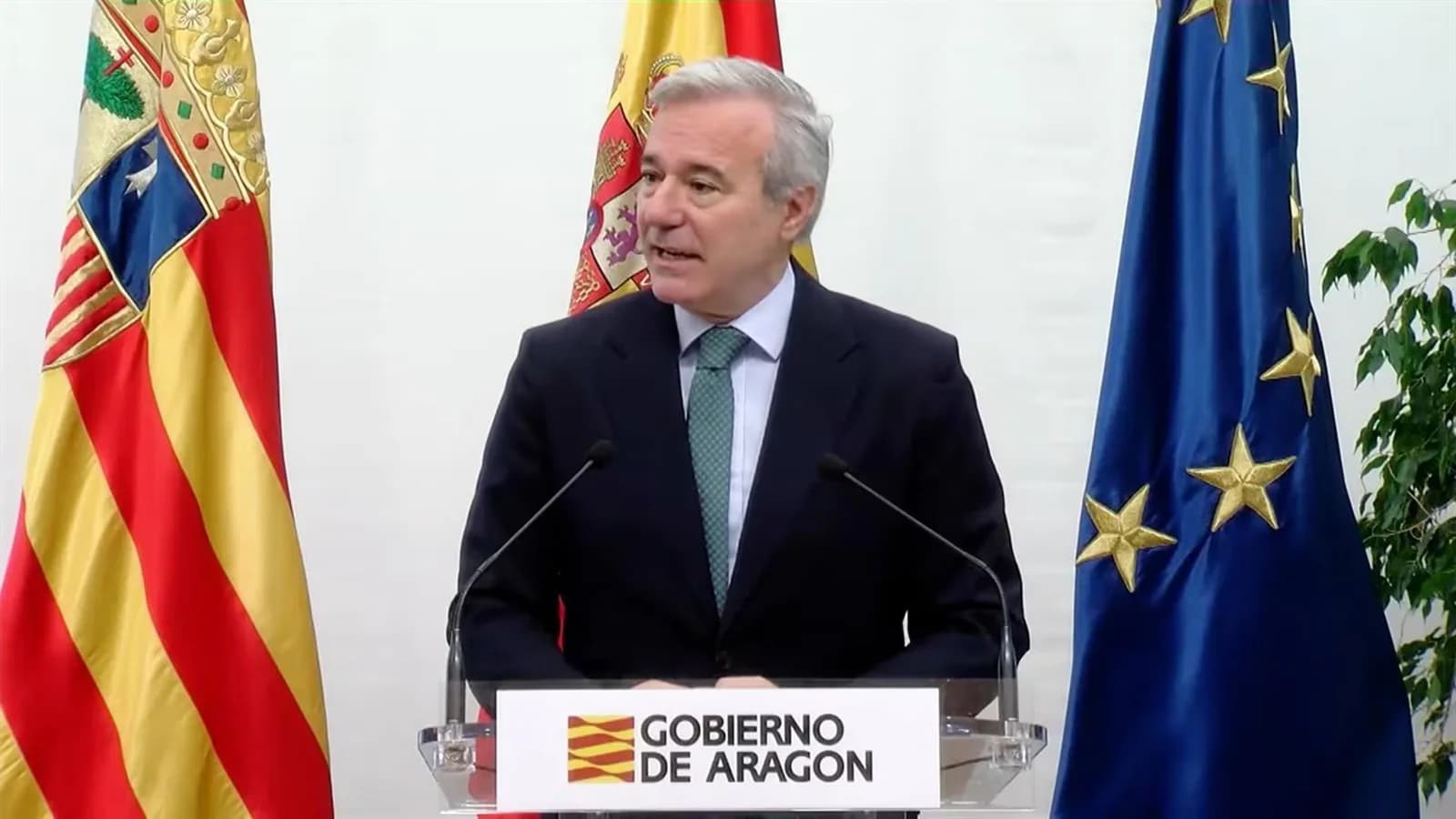 Azcón reclama a Sánchez elecciones anticipadas por el rechazo a los decretos de Vivienda