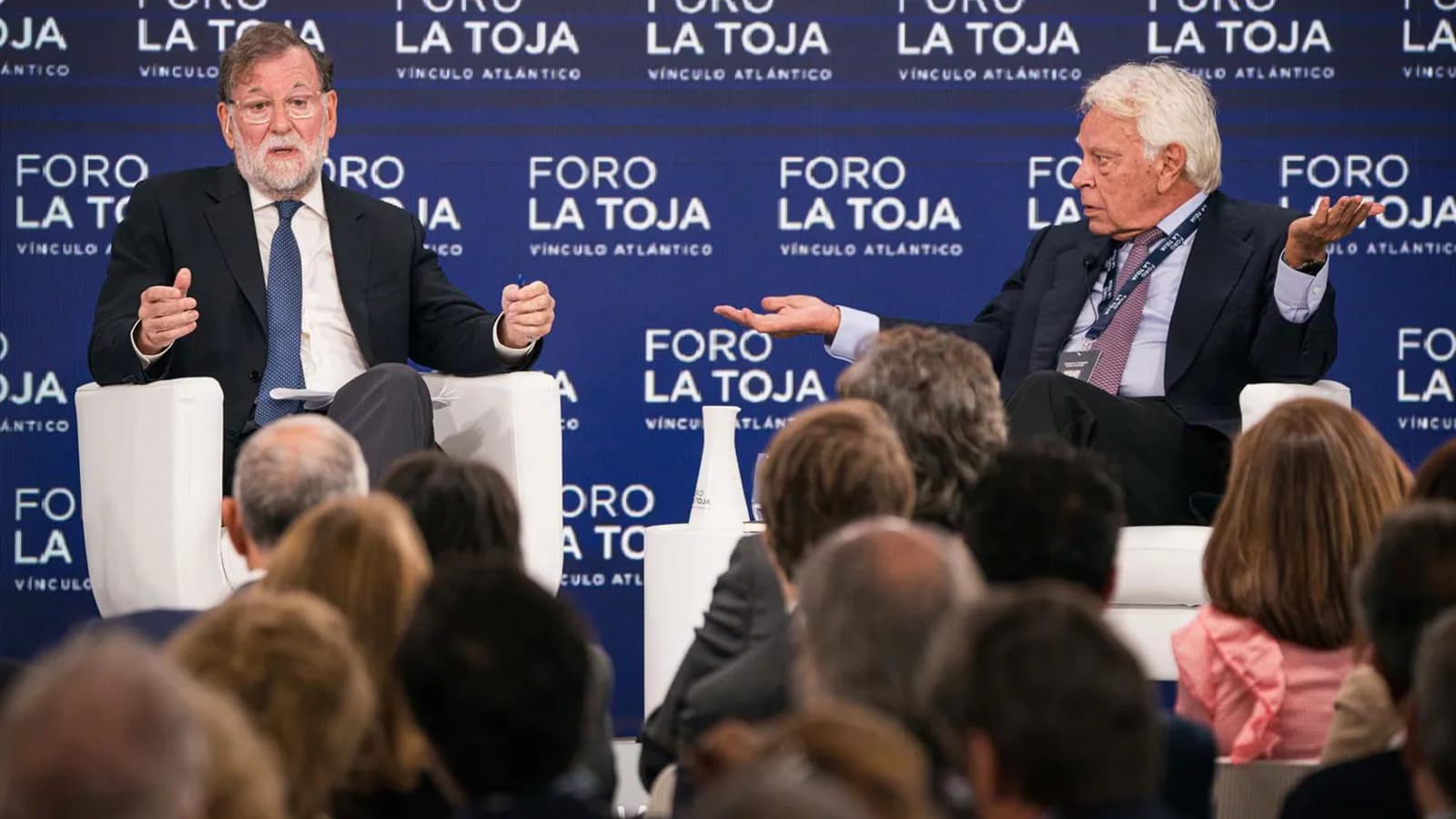 Rajoy y González coinciden en reclamar elecciones generales en España