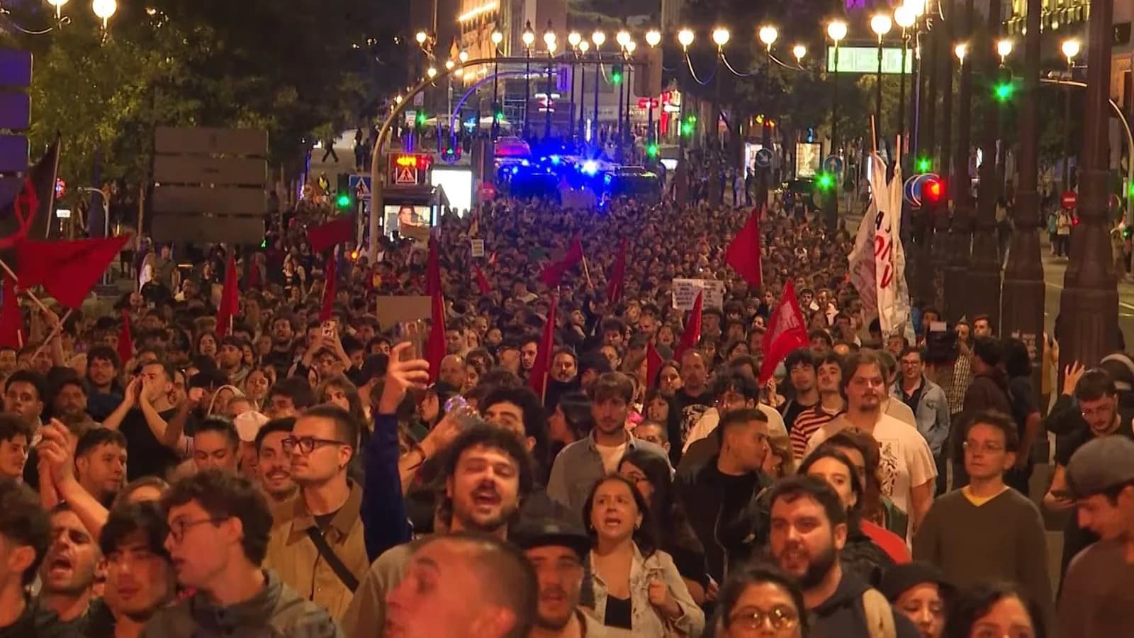 Miles de personas marcharon en Madrid contra la crisis de vivienda