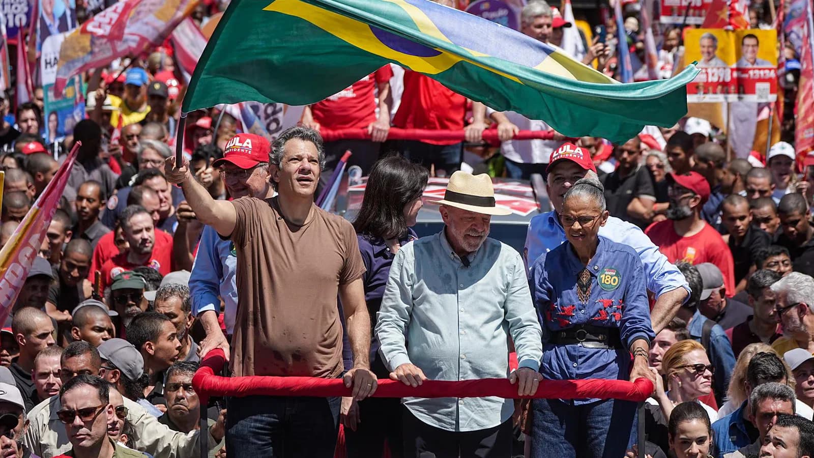 Brasil vota entre Lula y Flávio Bolsonaro en una elección marcada por la polarización