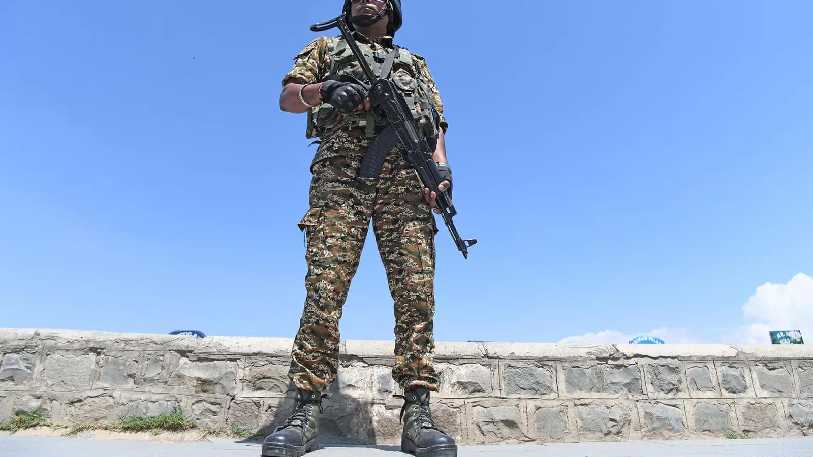 Pakistán acusa a fuerzas fronterizas de India por la muerte de dos civiles